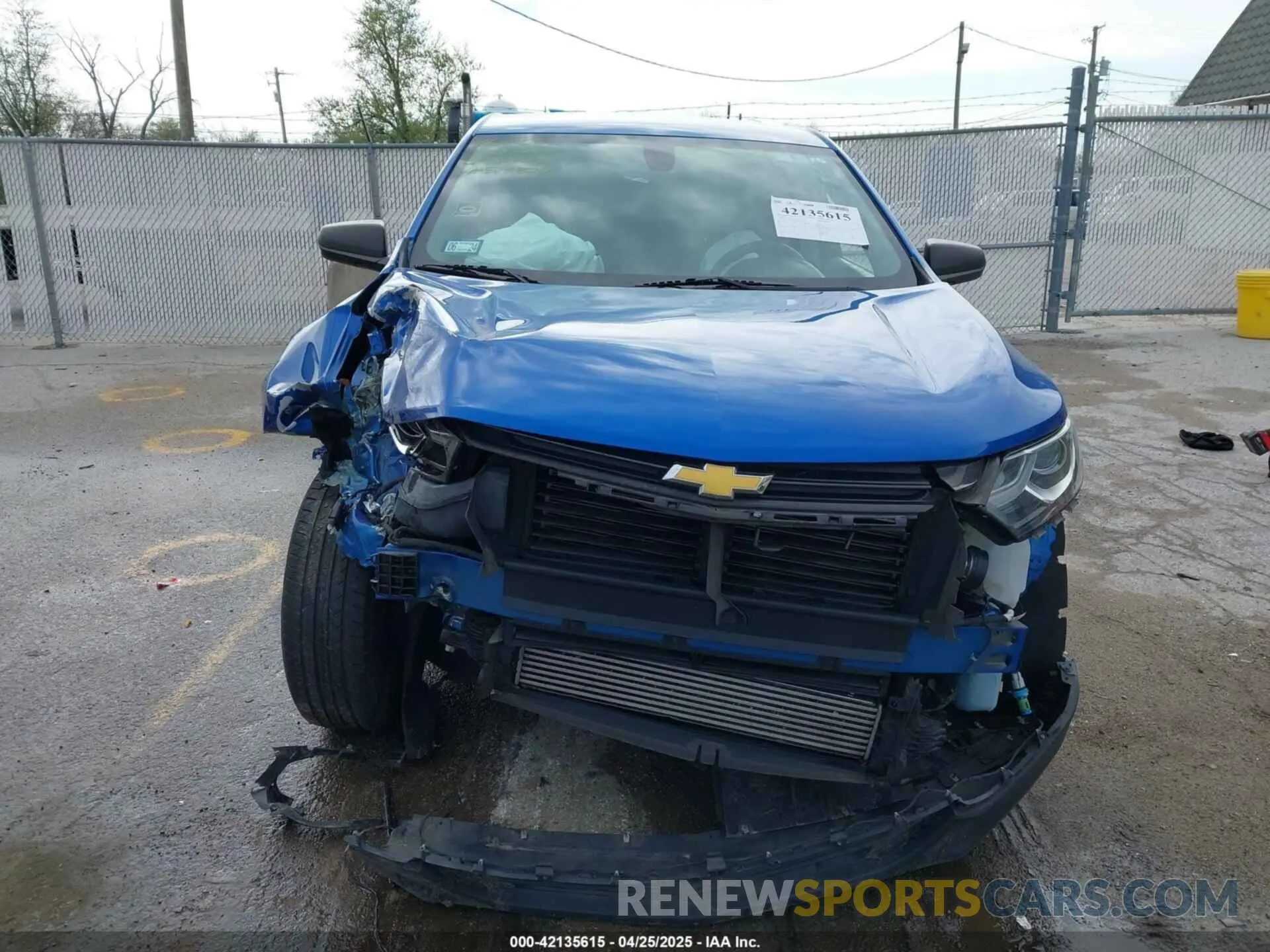 13 fotografías del automóvil dañado 3GNAXHEV0KS513304 CHEVROLET EQUINOX 2019