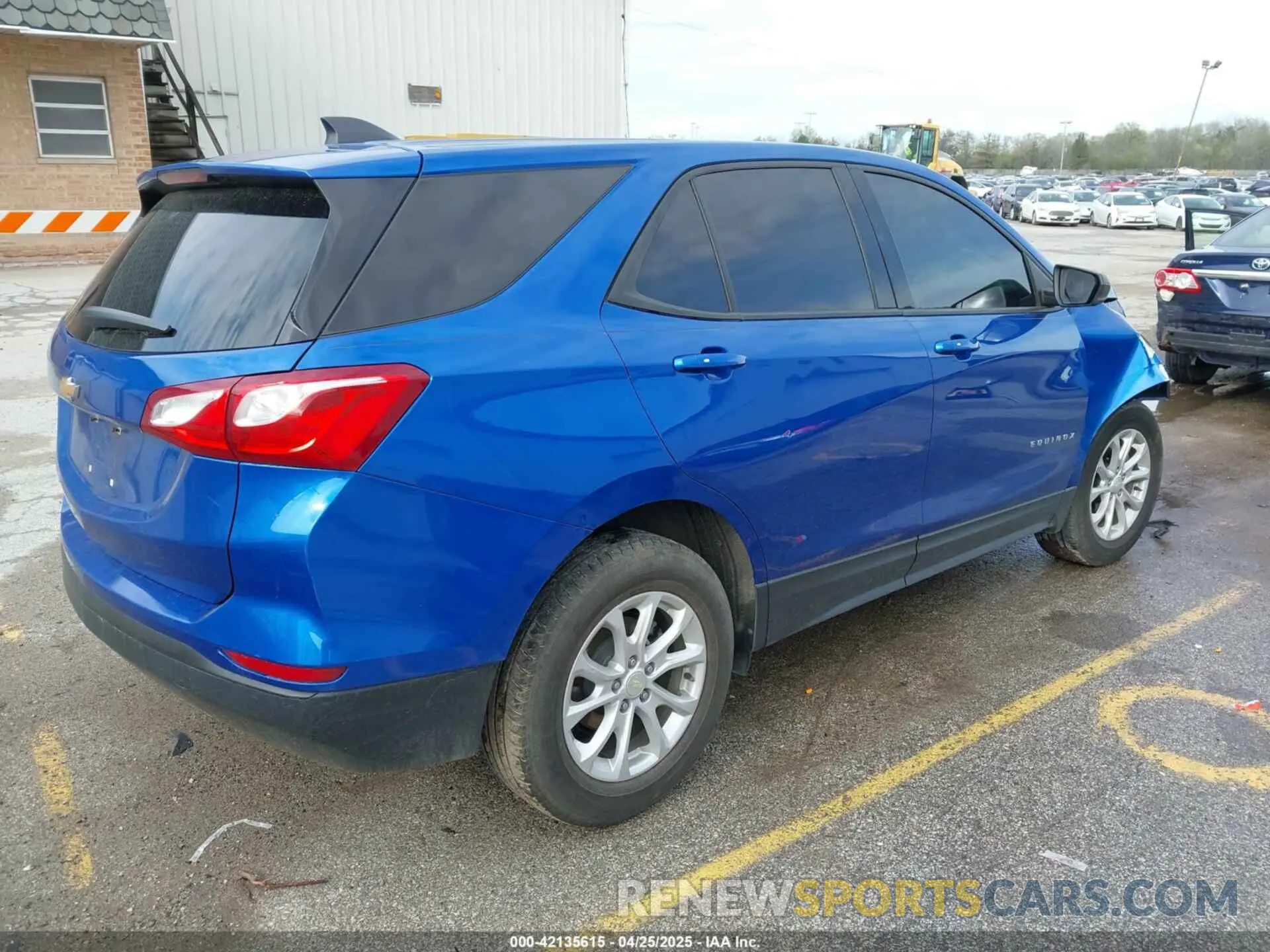 4 fotografías del automóvil dañado 3GNAXHEV0KS513304 CHEVROLET EQUINOX 2019