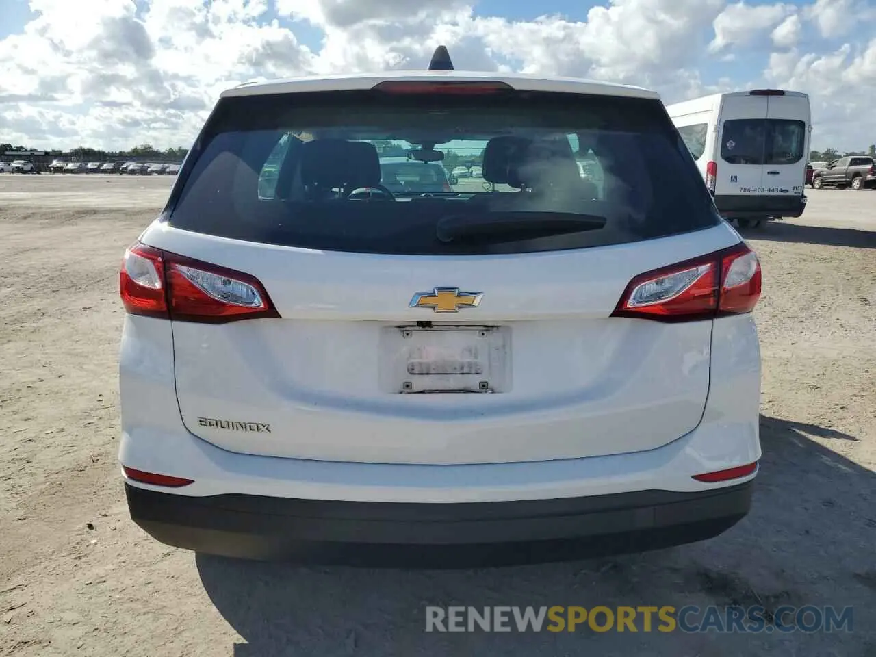 6 fotografías del automóvil dañado 3GNAXHEV0KS663641 CHEVROLET EQUINOX 2019