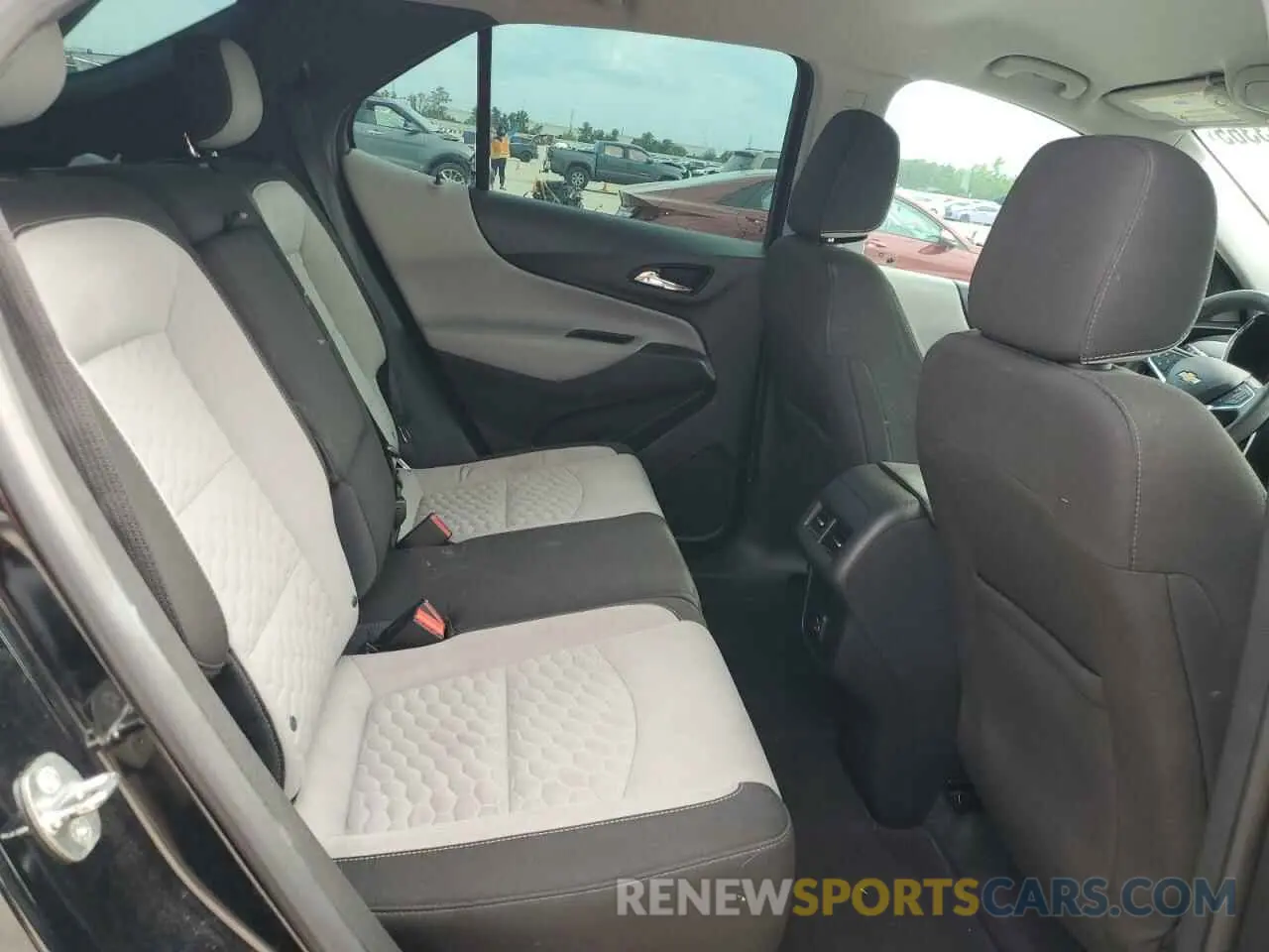 11 fotografías del automóvil dañado 3GNAXHEV1KL309492 CHEVROLET EQUINOX 2019