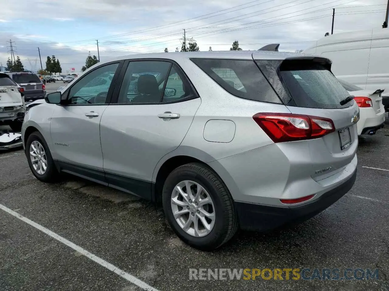 2 fotografías del automóvil dañado 3GNAXHEV1KS653510 CHEVROLET EQUINOX 2019