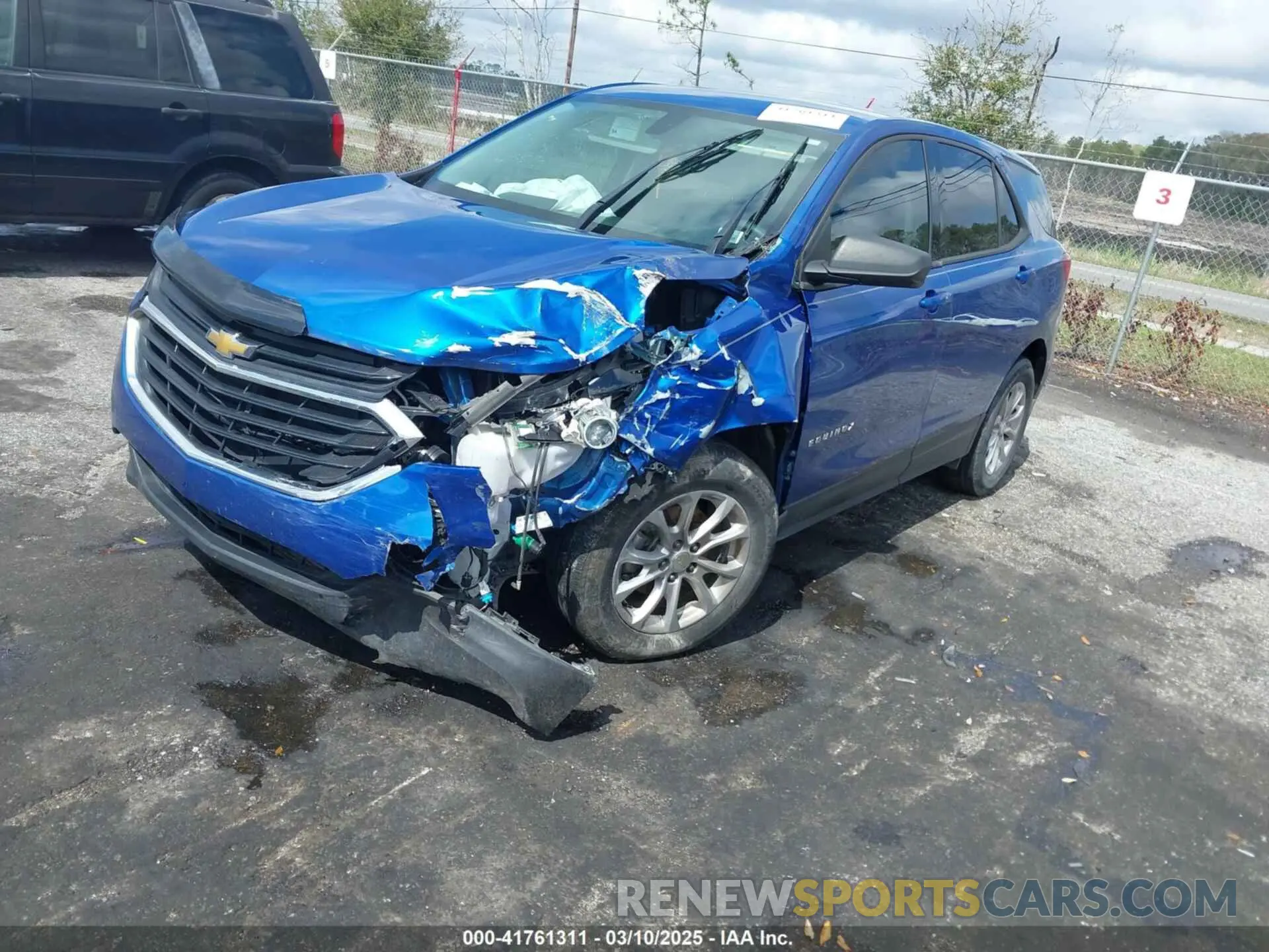 2 fotografías del automóvil dañado 3GNAXHEV2KS521825 CHEVROLET EQUINOX 2019