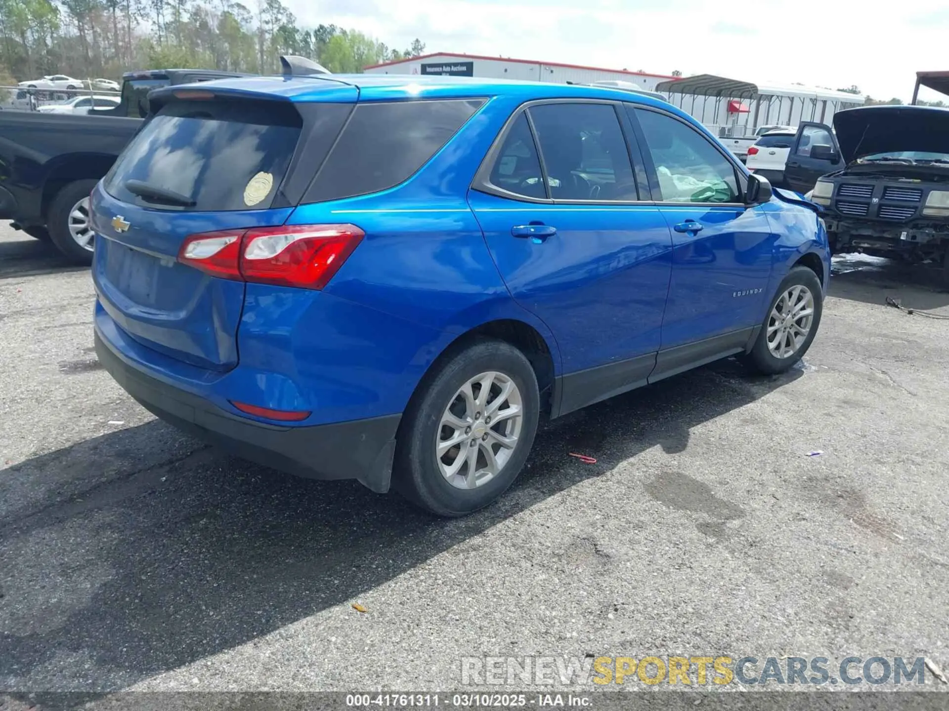 4 fotografías del automóvil dañado 3GNAXHEV2KS521825 CHEVROLET EQUINOX 2019