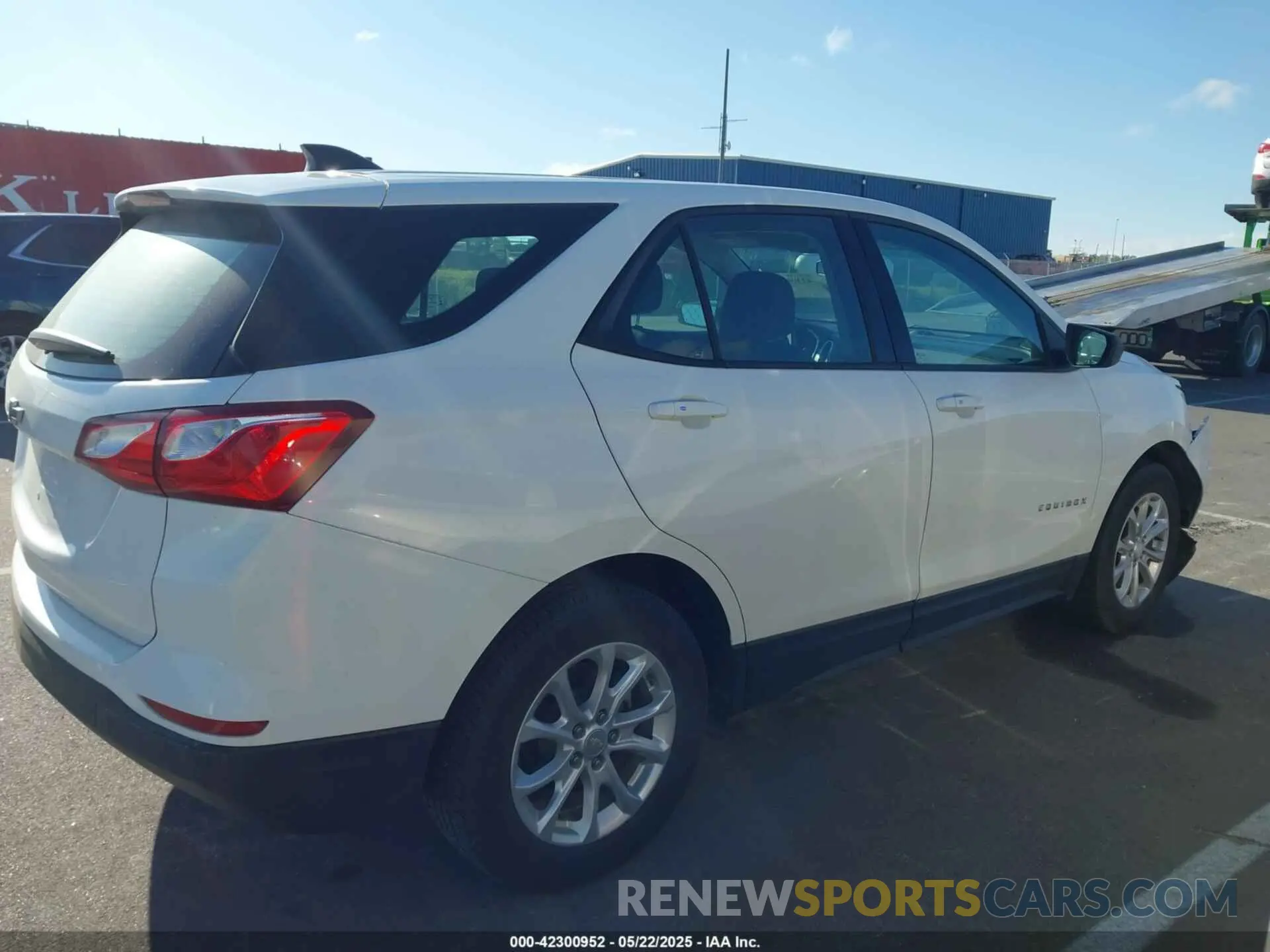 13 fotografías del automóvil dañado 3GNAXHEV2KS562553 CHEVROLET EQUINOX 2019