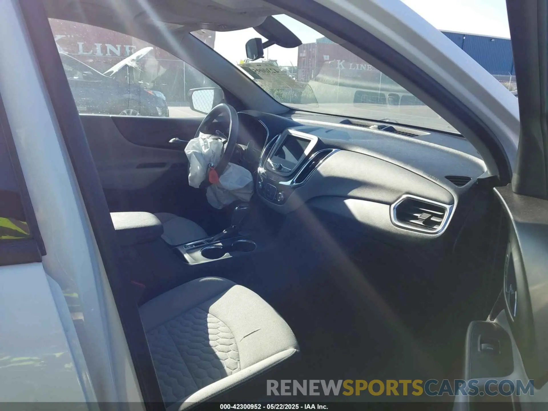 5 fotografías del automóvil dañado 3GNAXHEV2KS562553 CHEVROLET EQUINOX 2019