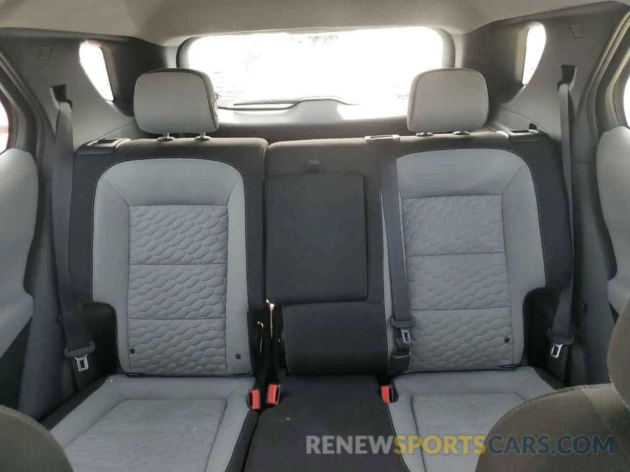 10 fotografías del automóvil dañado 3GNAXHEV3KS563226 CHEVROLET EQUINOX 2019