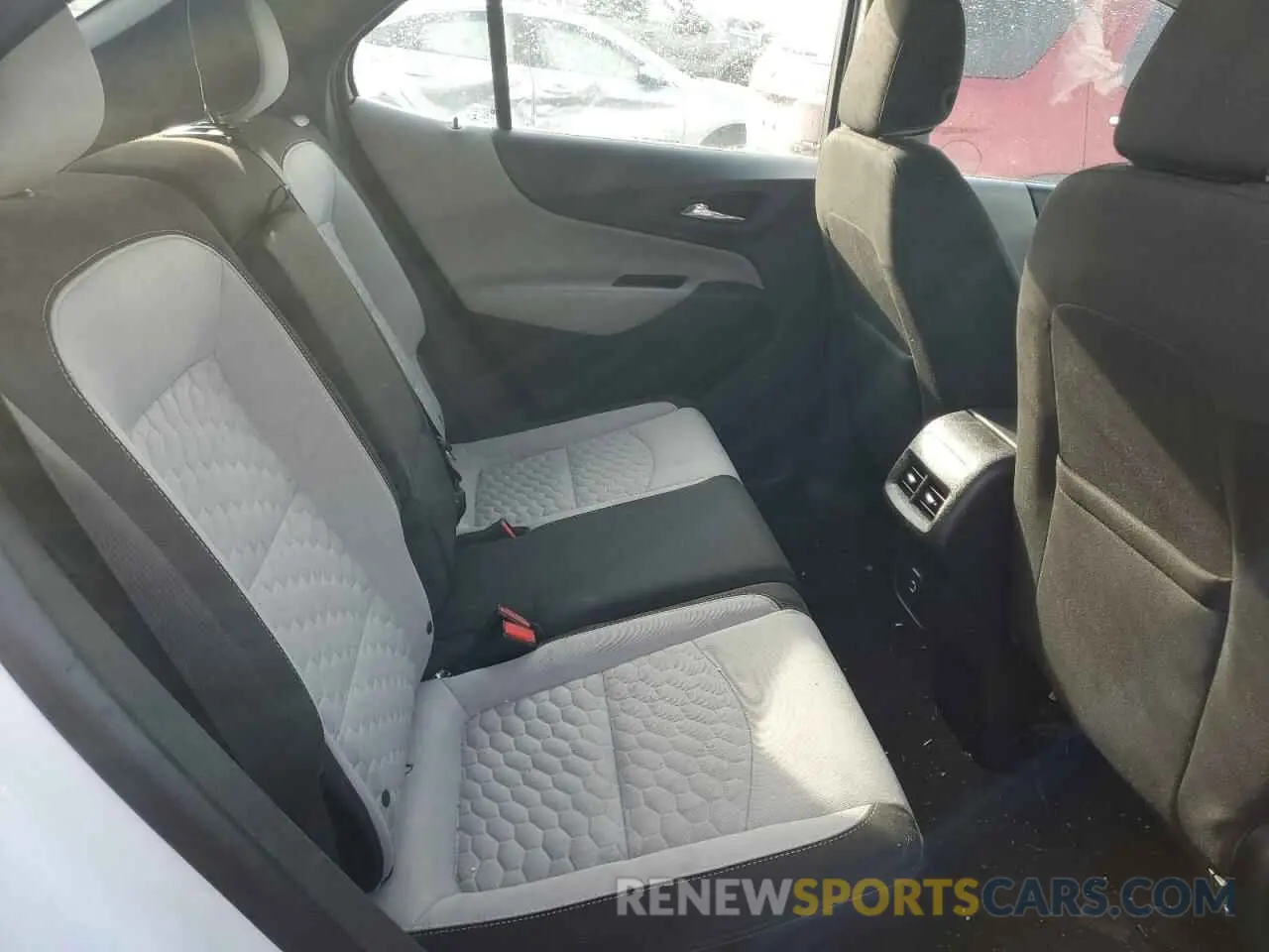 12 fotografías del automóvil dañado 3GNAXHEV3KS606558 CHEVROLET EQUINOX 2019