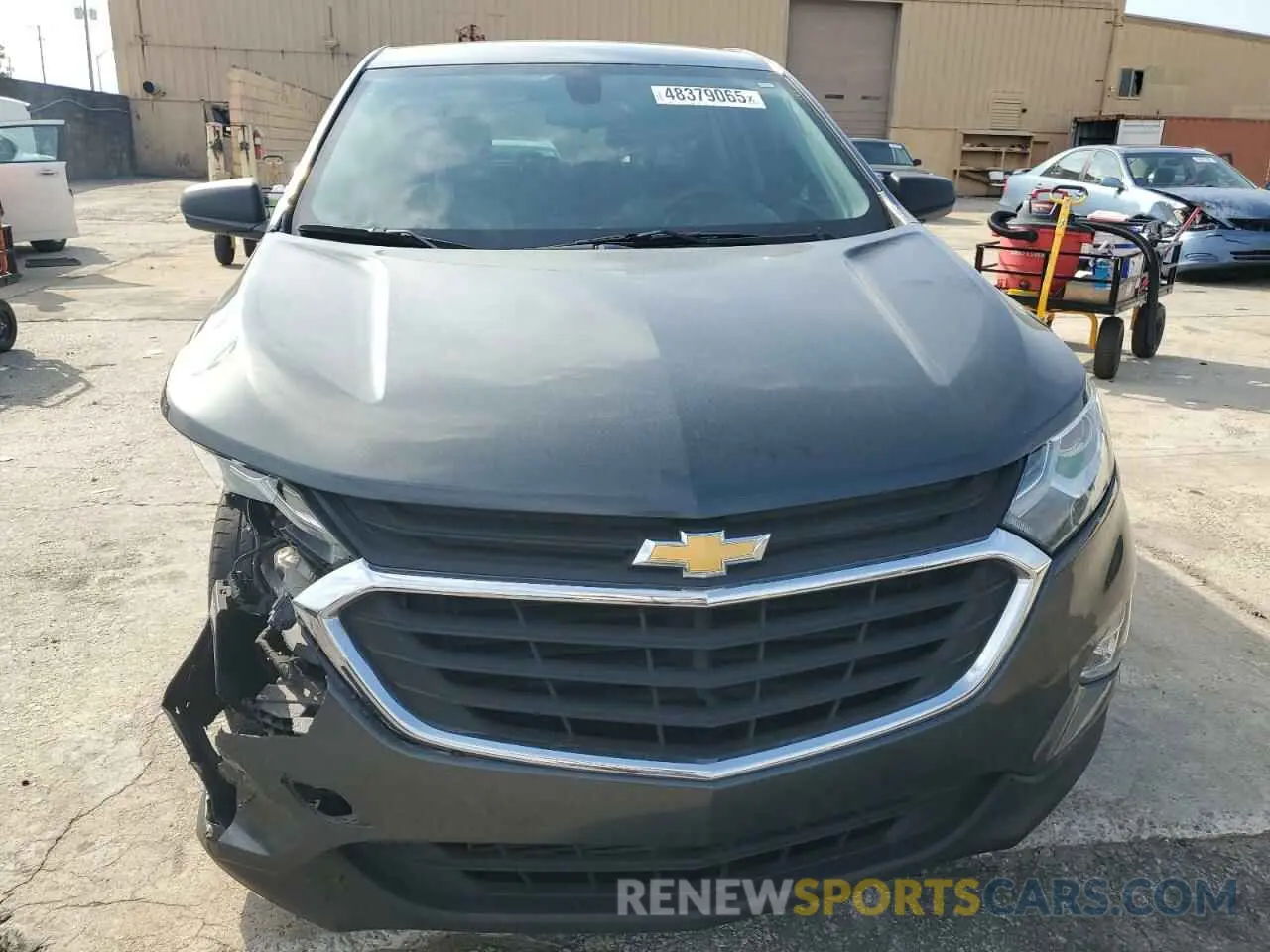 5 fotografías del automóvil dañado 3GNAXHEV3KS645926 CHEVROLET EQUINOX 2019