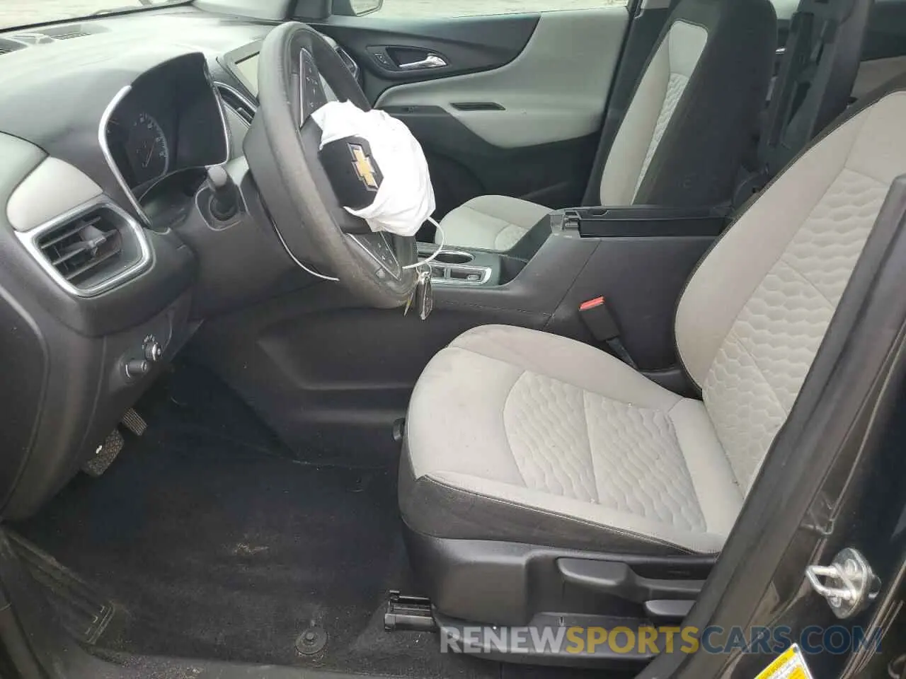 7 fotografías del automóvil dañado 3GNAXHEV3KS645926 CHEVROLET EQUINOX 2019