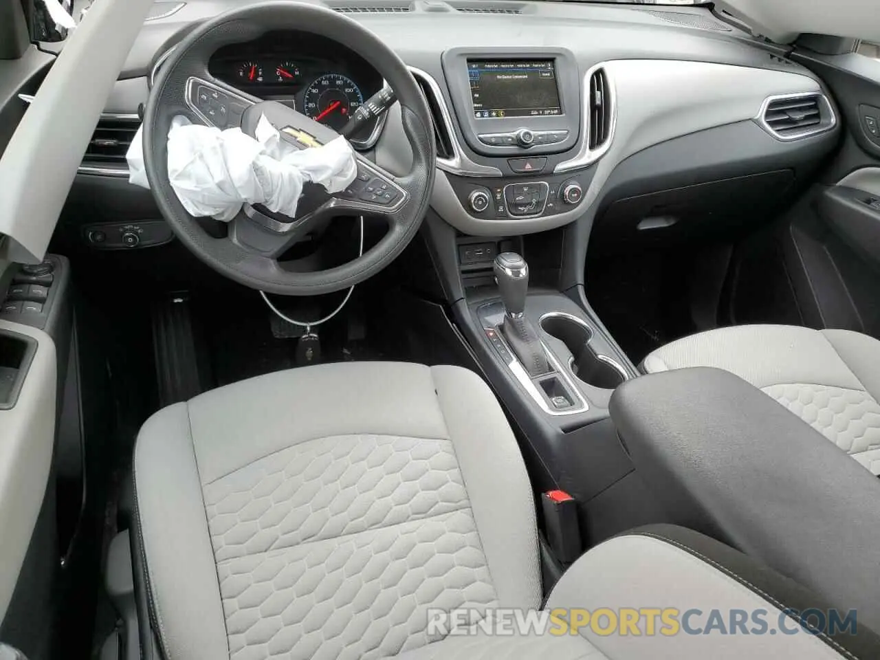 8 fotografías del automóvil dañado 3GNAXHEV4KL166232 CHEVROLET EQUINOX 2019