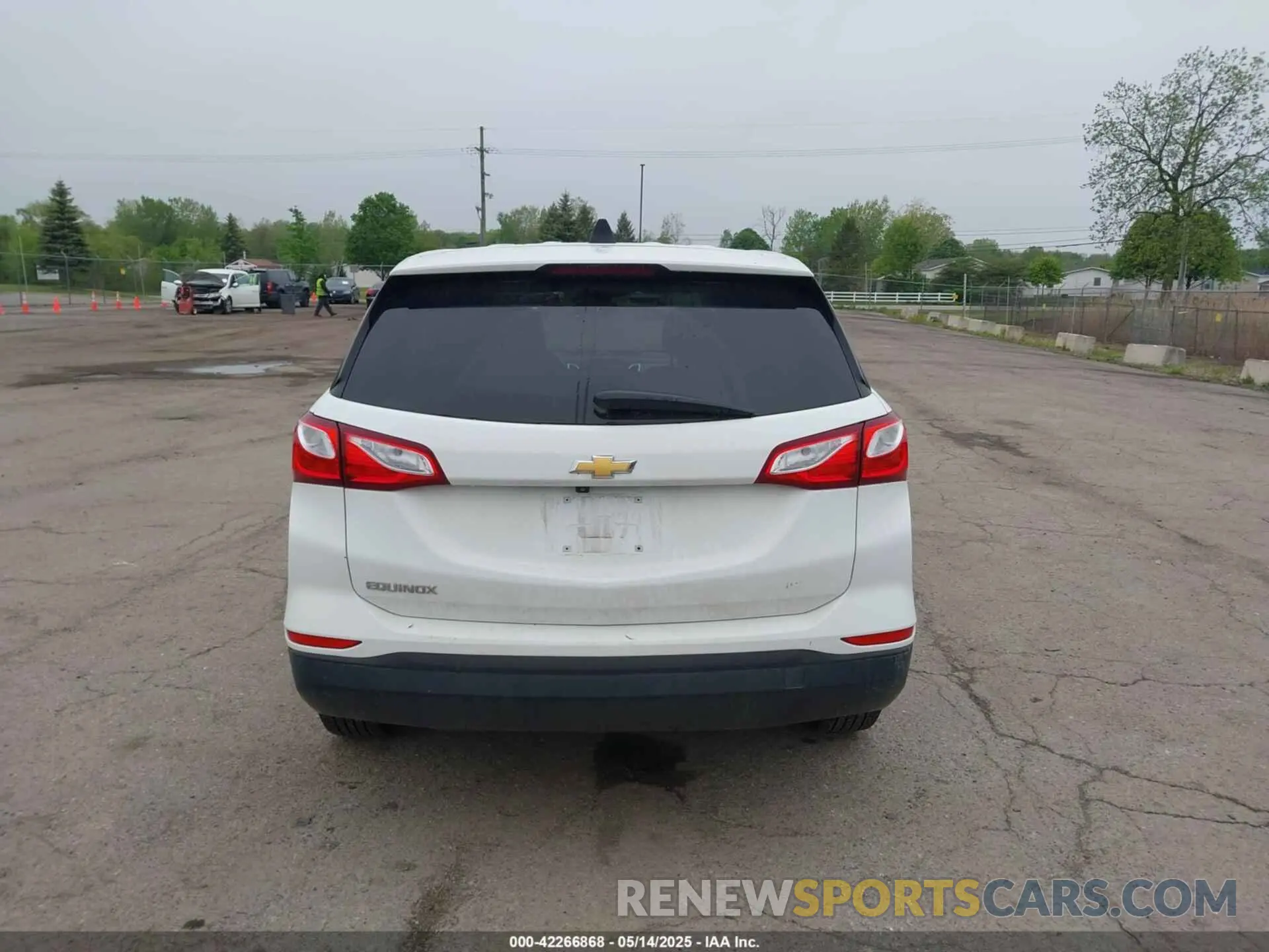 16 fotografías del automóvil dañado 3GNAXHEV4KS530347 CHEVROLET EQUINOX 2019