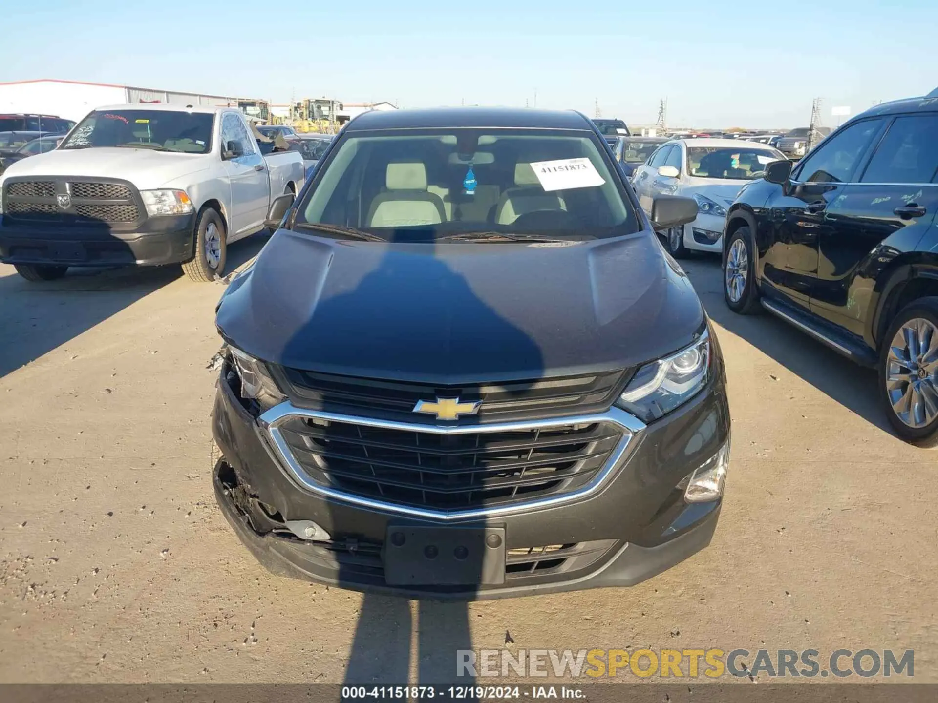 12 fotografías del automóvil dañado 3GNAXHEV4KS548377 CHEVROLET EQUINOX 2019