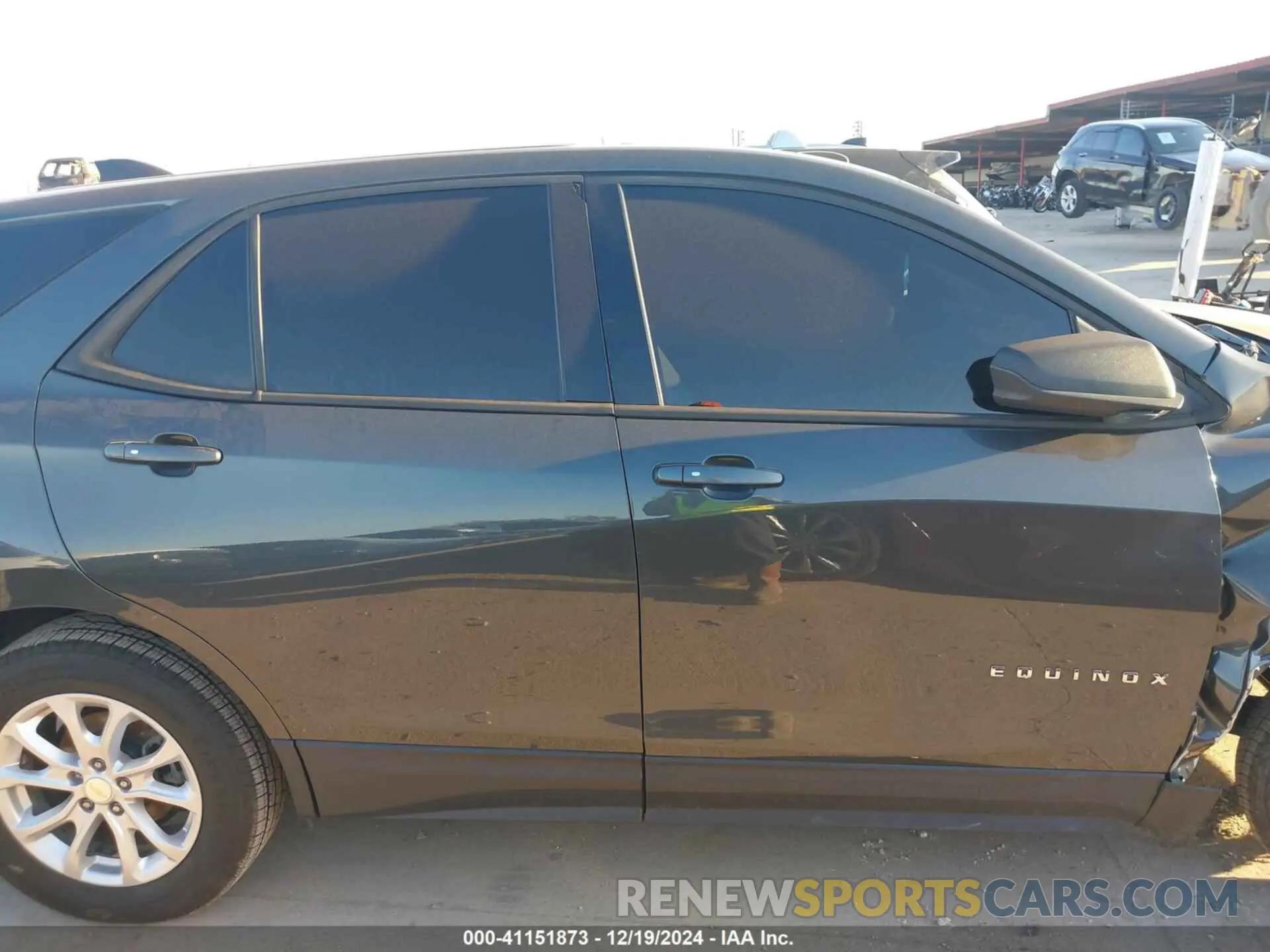 13 fotografías del automóvil dañado 3GNAXHEV4KS548377 CHEVROLET EQUINOX 2019