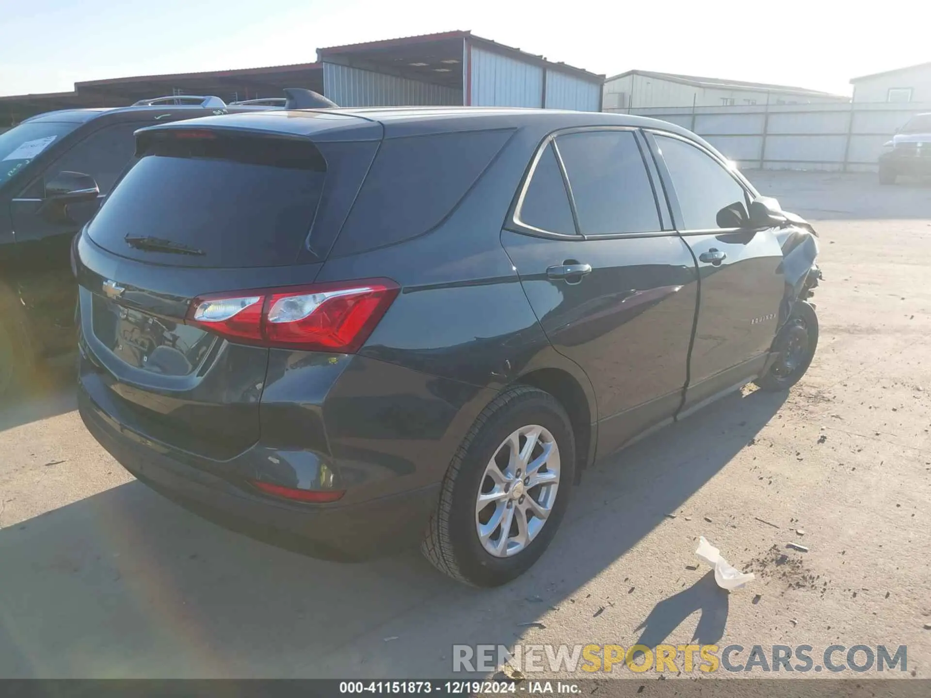 4 fotografías del automóvil dañado 3GNAXHEV4KS548377 CHEVROLET EQUINOX 2019