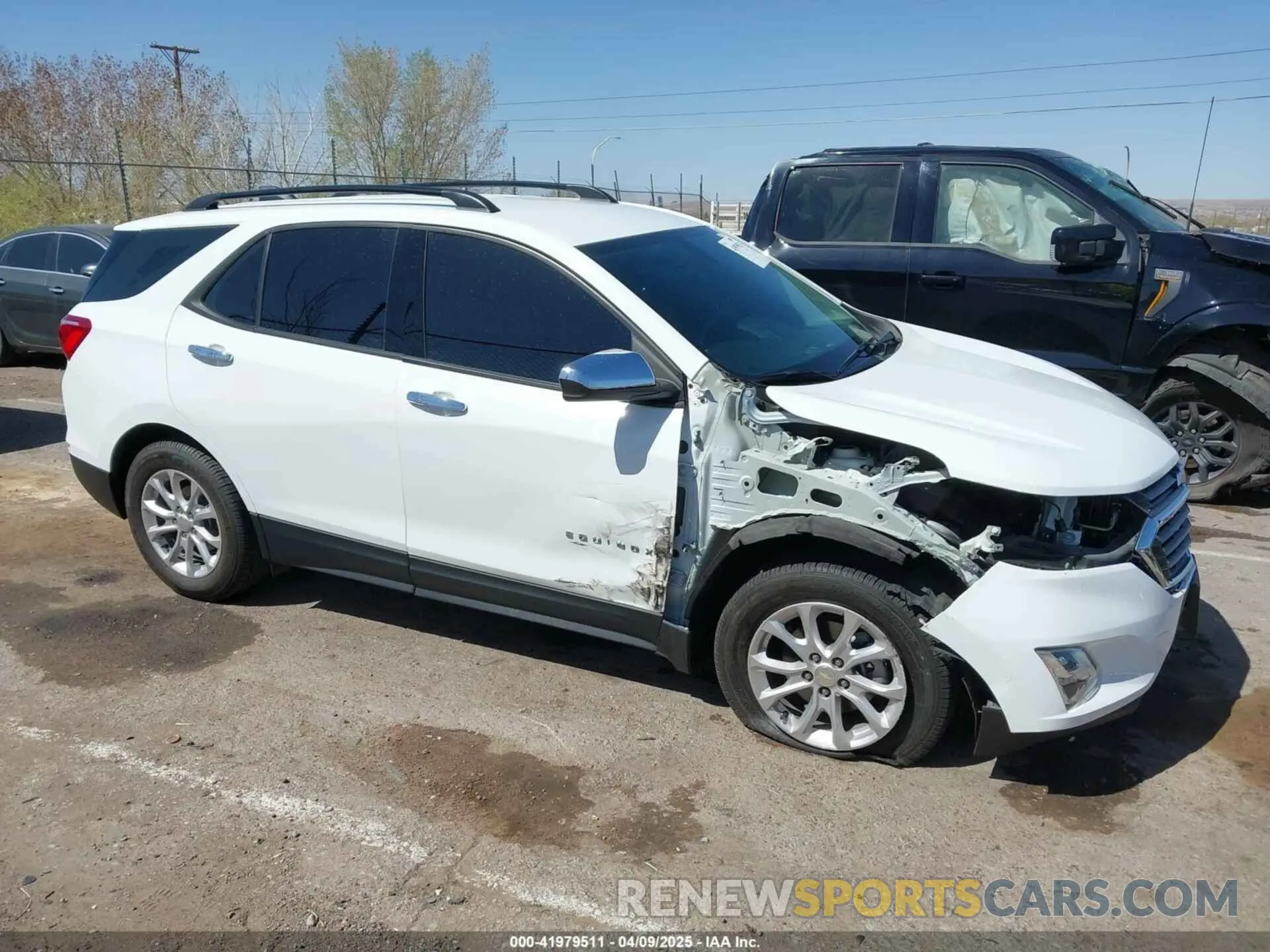 14 fotografías del automóvil dañado 3GNAXHEV4KS593156 CHEVROLET EQUINOX 2019
