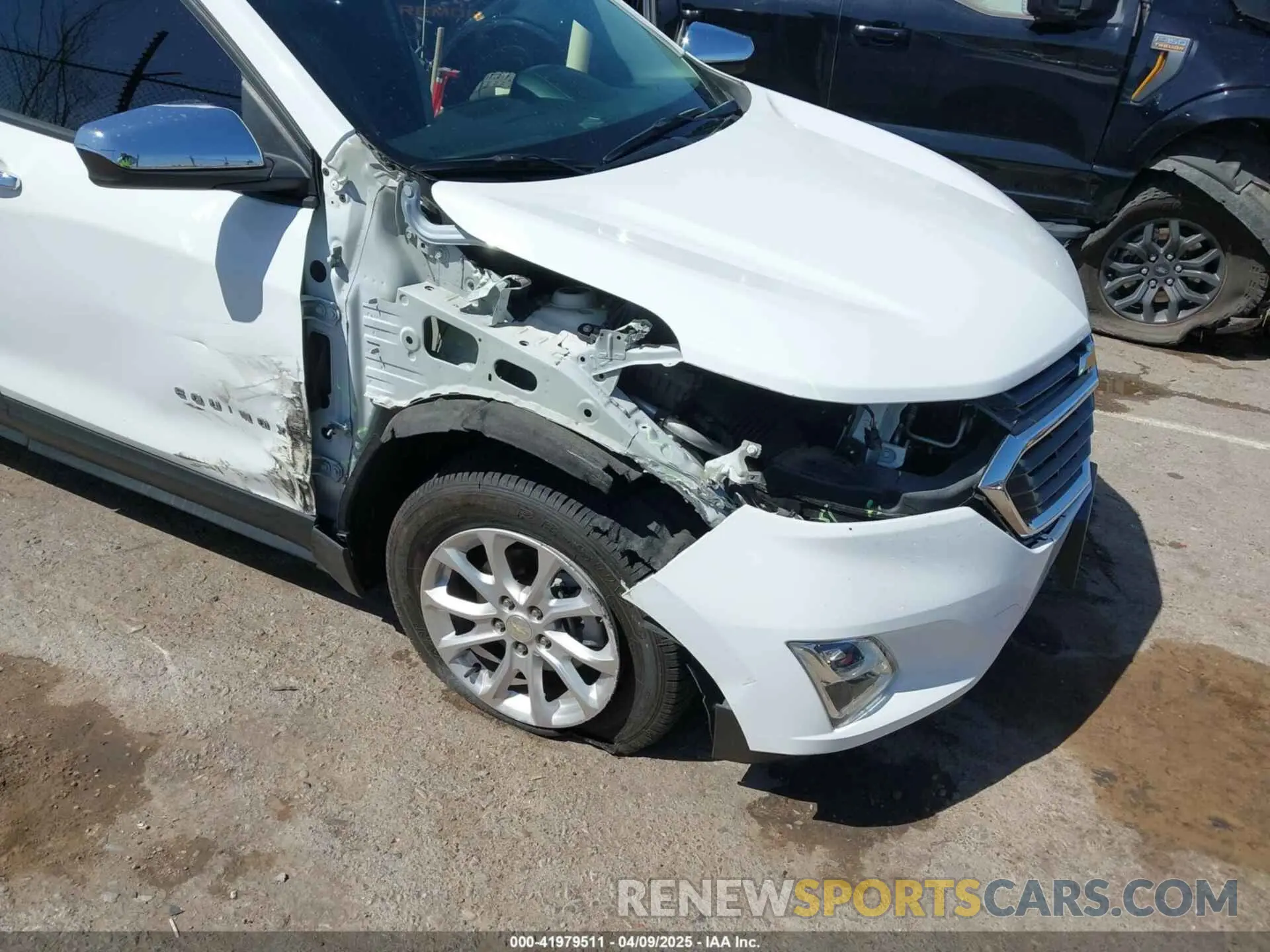6 fotografías del automóvil dañado 3GNAXHEV4KS593156 CHEVROLET EQUINOX 2019