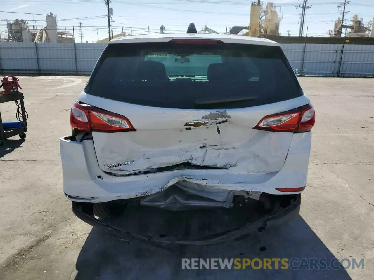 6 fotografías del automóvil dañado 3GNAXHEV5KS623121 CHEVROLET EQUINOX 2019