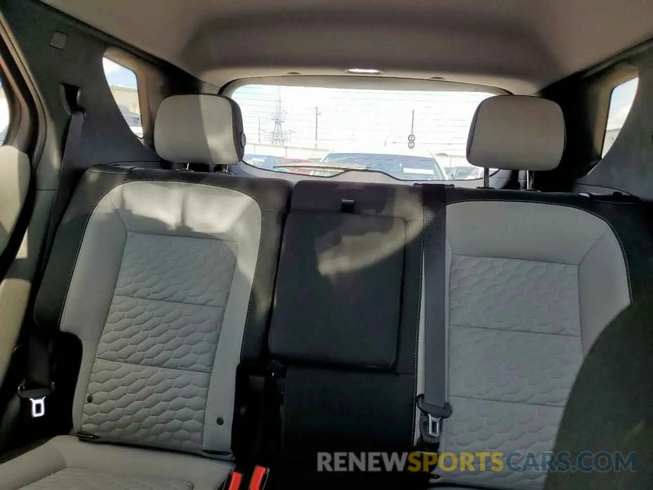 10 fotografías del automóvil dañado 3GNAXHEV6KL395656 CHEVROLET EQUINOX 2019