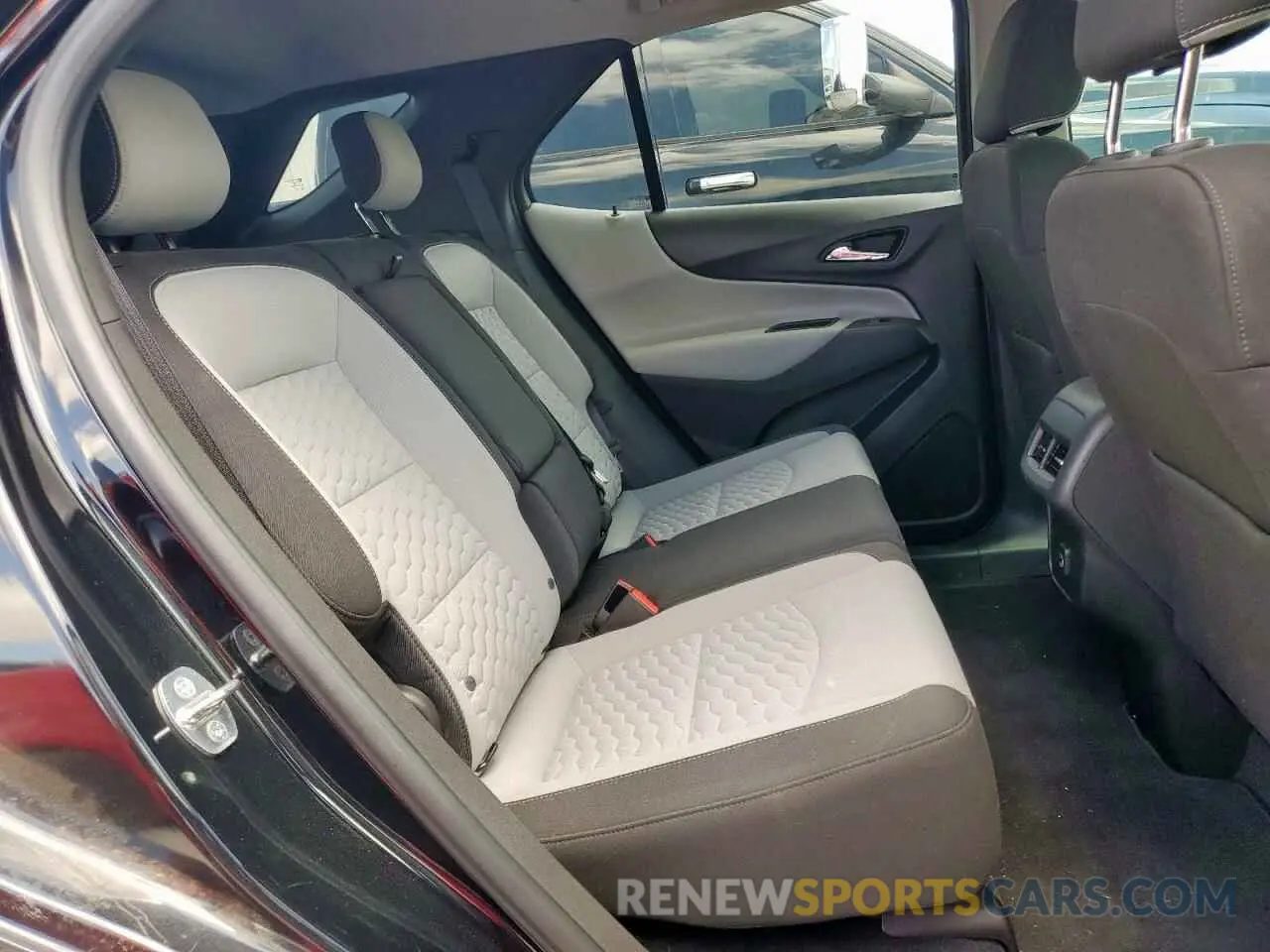 11 fotografías del automóvil dañado 3GNAXHEV6KL395656 CHEVROLET EQUINOX 2019