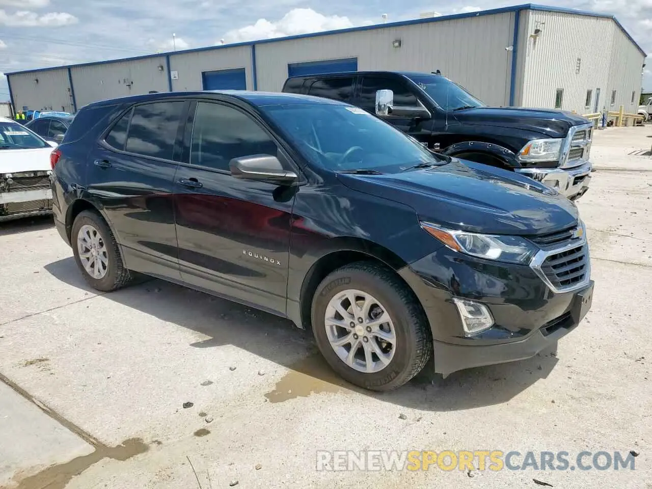 4 fotografías del automóvil dañado 3GNAXHEV6KL395656 CHEVROLET EQUINOX 2019