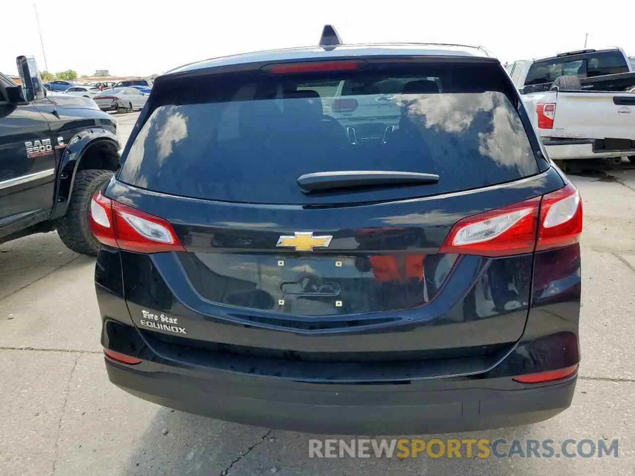 6 fotografías del automóvil dañado 3GNAXHEV6KL395656 CHEVROLET EQUINOX 2019