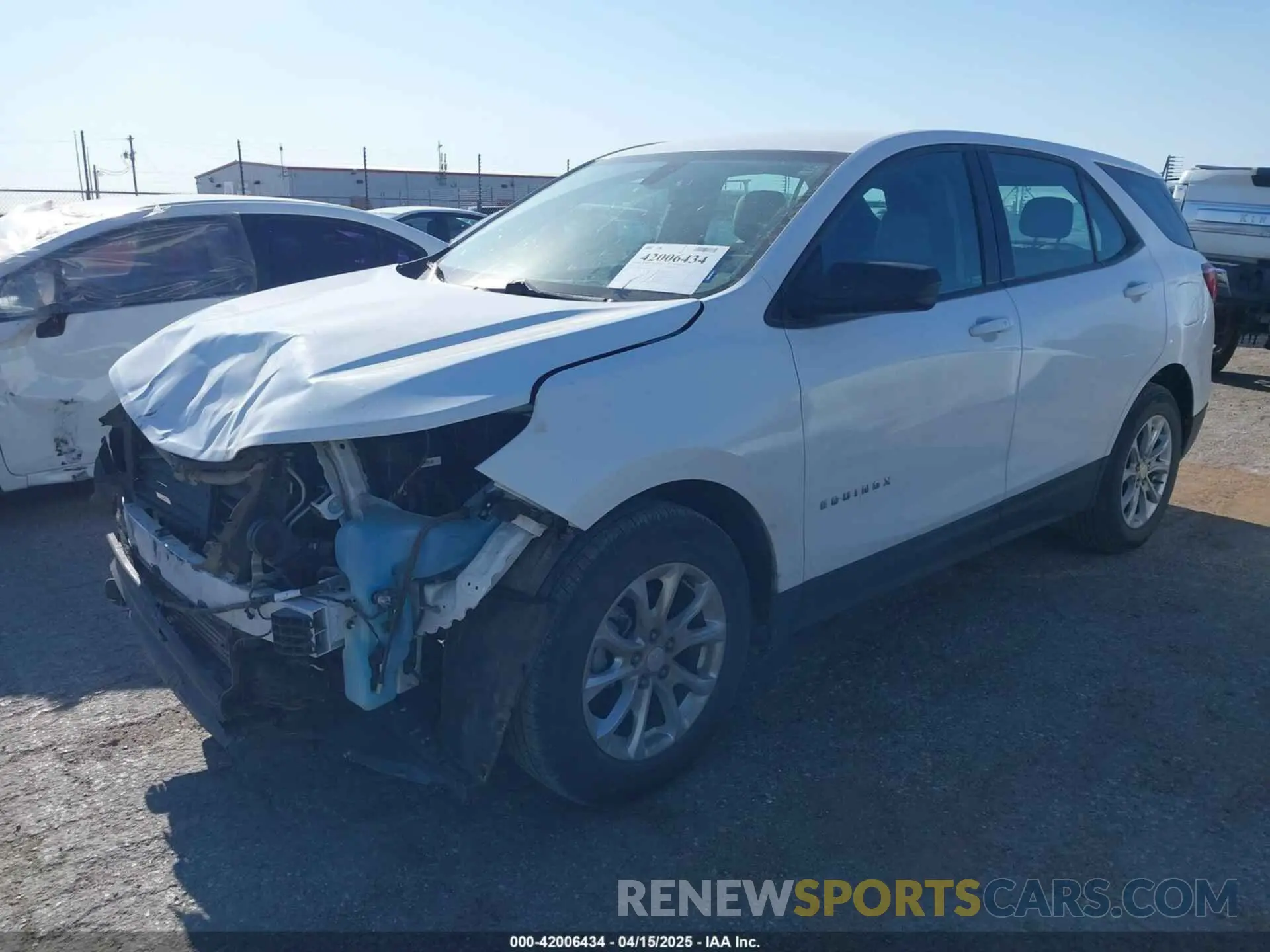 2 fotografías del automóvil dañado 3GNAXHEV6KS676068 CHEVROLET EQUINOX 2019