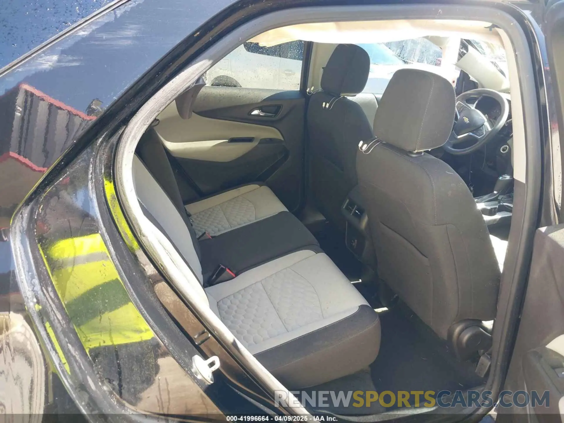 8 fotografías del automóvil dañado 3GNAXHEV8KL400940 CHEVROLET EQUINOX 2019