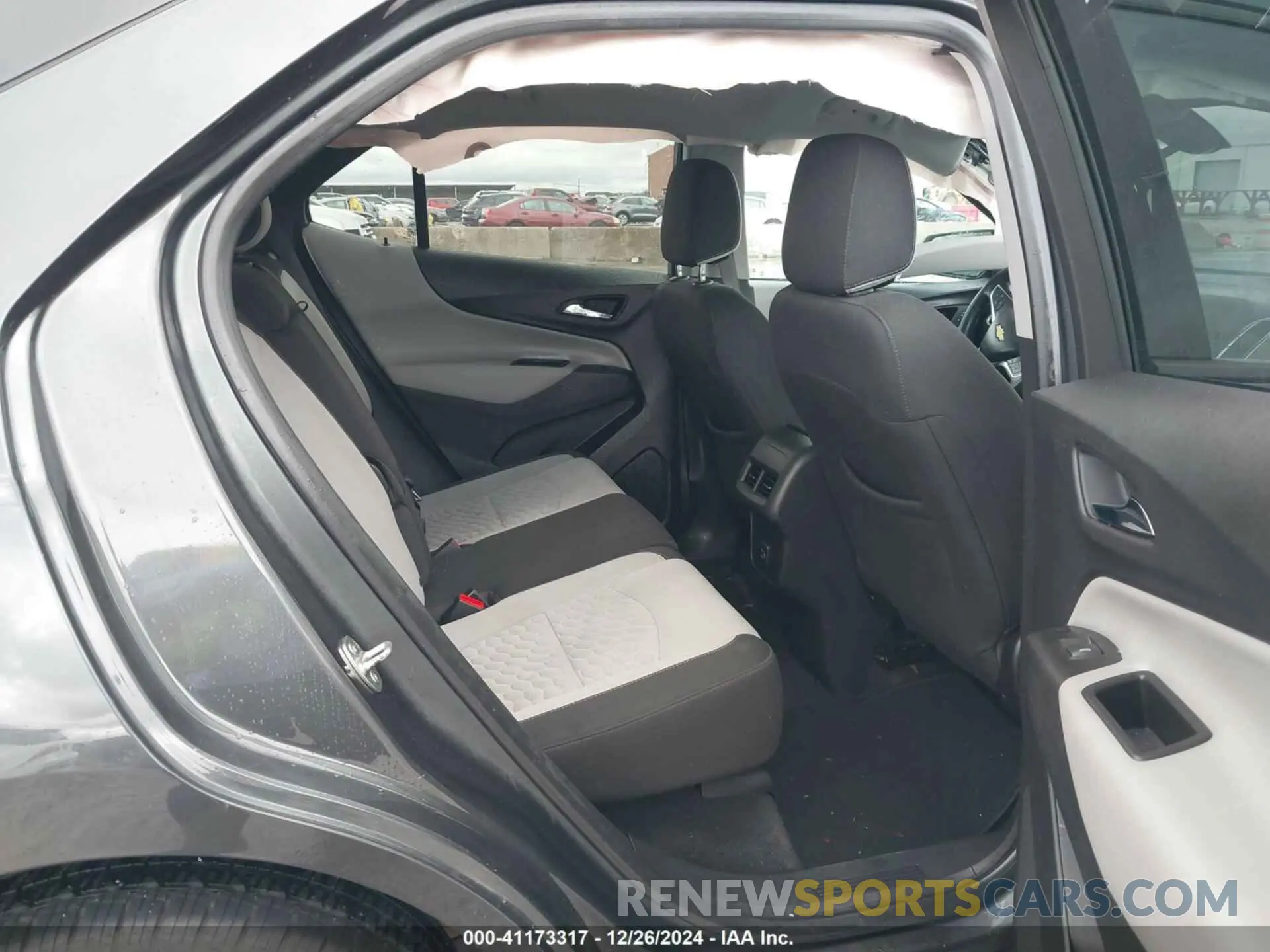 8 fotografías del automóvil dañado 3GNAXHEV8KS564288 CHEVROLET EQUINOX 2019