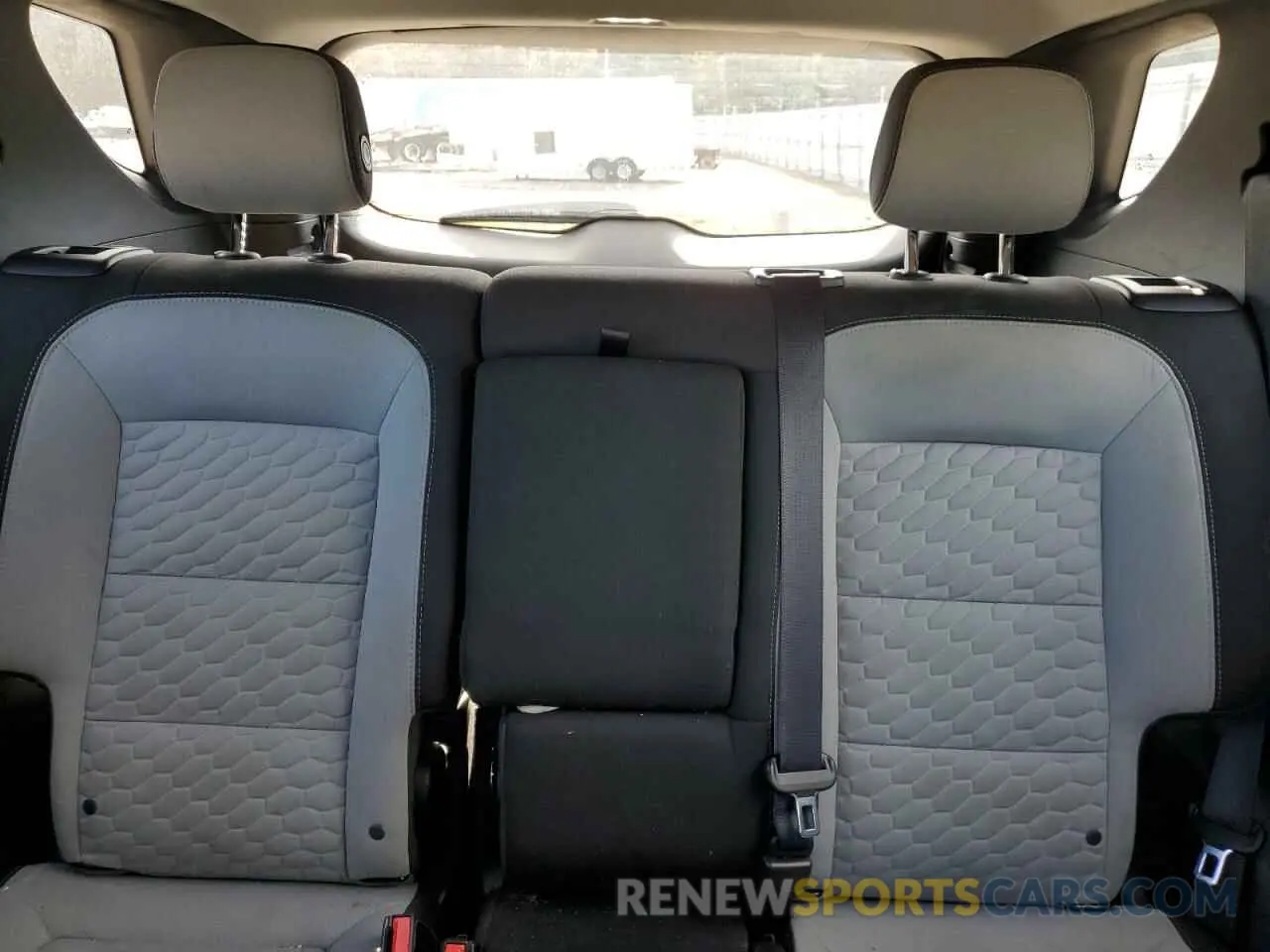 10 fotografías del automóvil dañado 3GNAXHEV8KS600898 CHEVROLET EQUINOX 2019