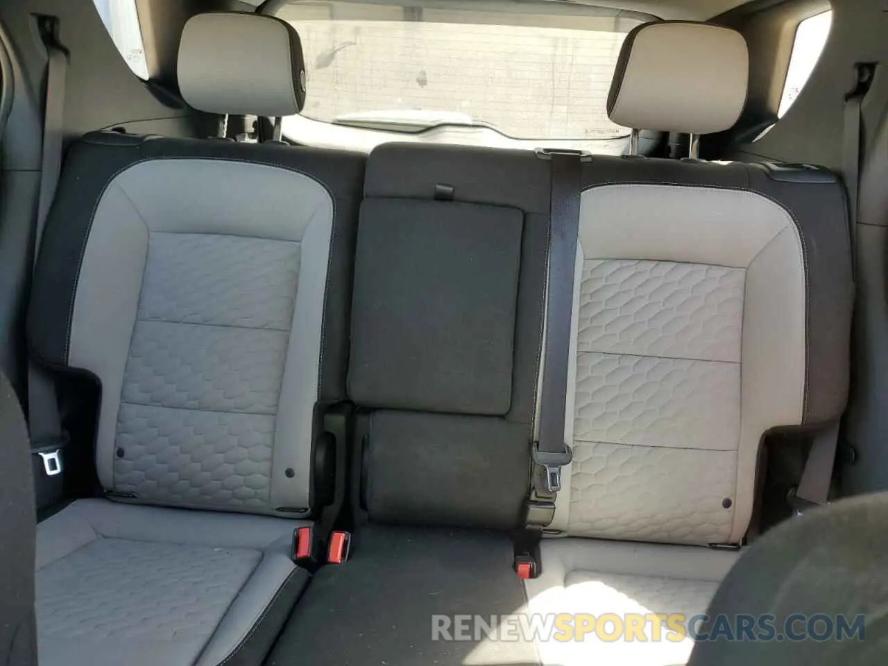 10 fotografías del automóvil dañado 3GNAXHEV8KS659787 CHEVROLET EQUINOX 2019