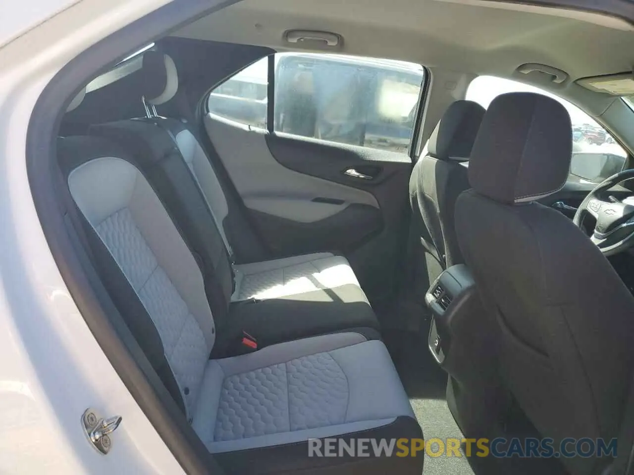 11 fotografías del automóvil dañado 3GNAXHEV8KS659787 CHEVROLET EQUINOX 2019
