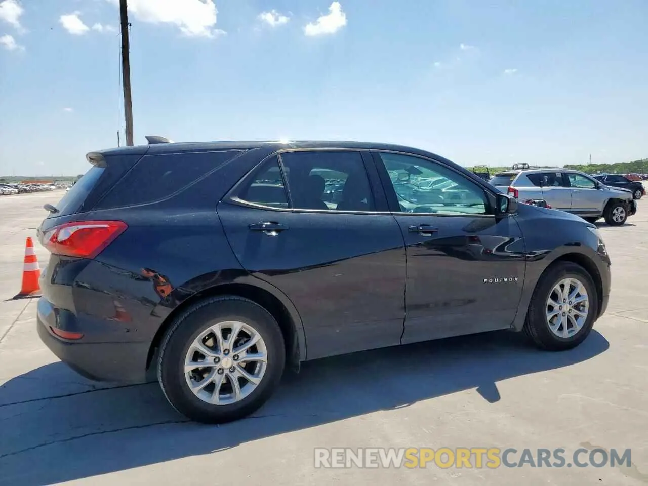 3 fotografías del automóvil dañado 3GNAXHEV9KL305075 CHEVROLET EQUINOX 2019