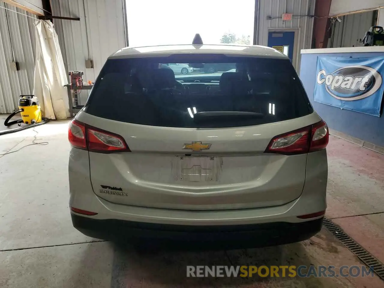 6 fotografías del automóvil dañado 3GNAXHEV9KS544003 CHEVROLET EQUINOX 2019