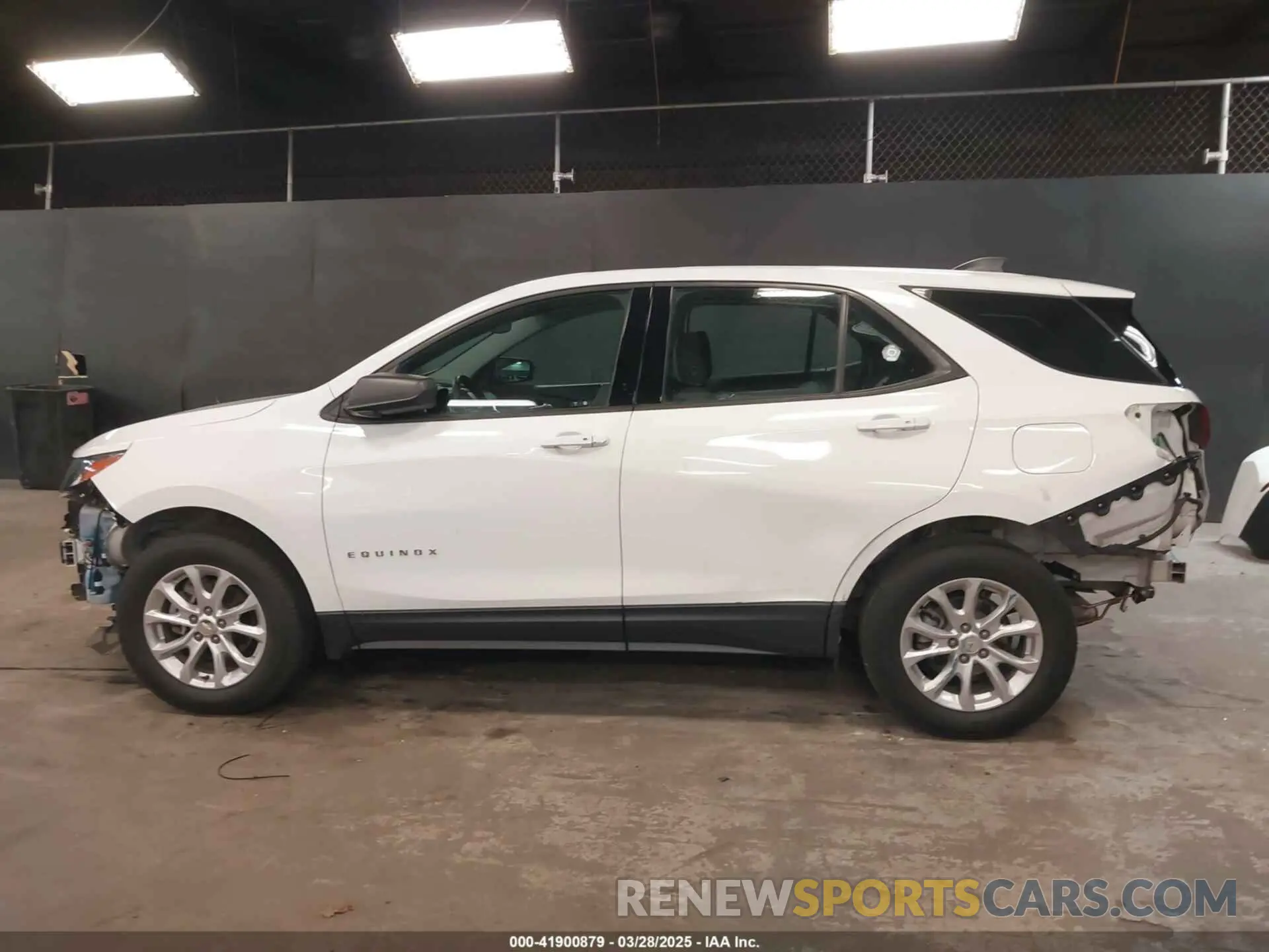 15 fotografías del automóvil dañado 3GNAXHEV9KS599888 CHEVROLET EQUINOX 2019