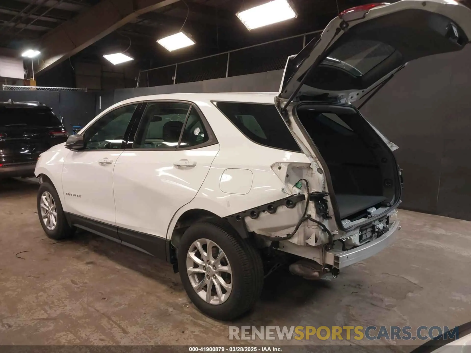 3 fotografías del automóvil dañado 3GNAXHEV9KS599888 CHEVROLET EQUINOX 2019