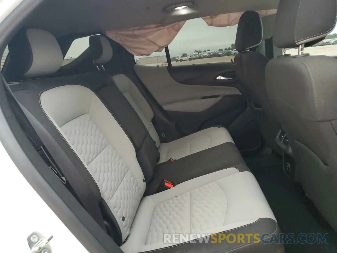 10 fotografías del automóvil dañado 3GNAXHEV9KS638219 CHEVROLET EQUINOX 2019