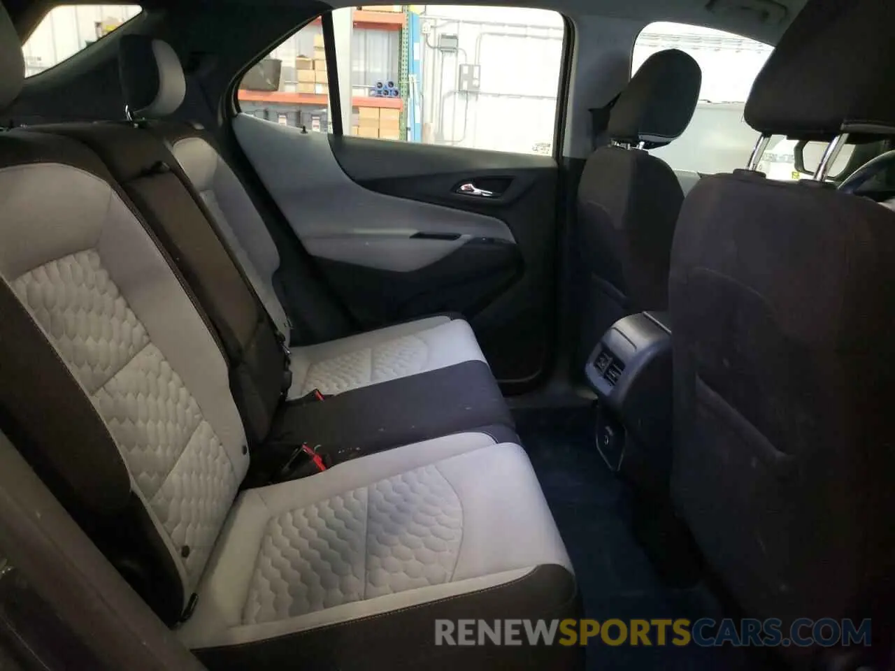 11 fotografías del automóvil dañado 3GNAXHEV9KS650144 CHEVROLET EQUINOX 2019