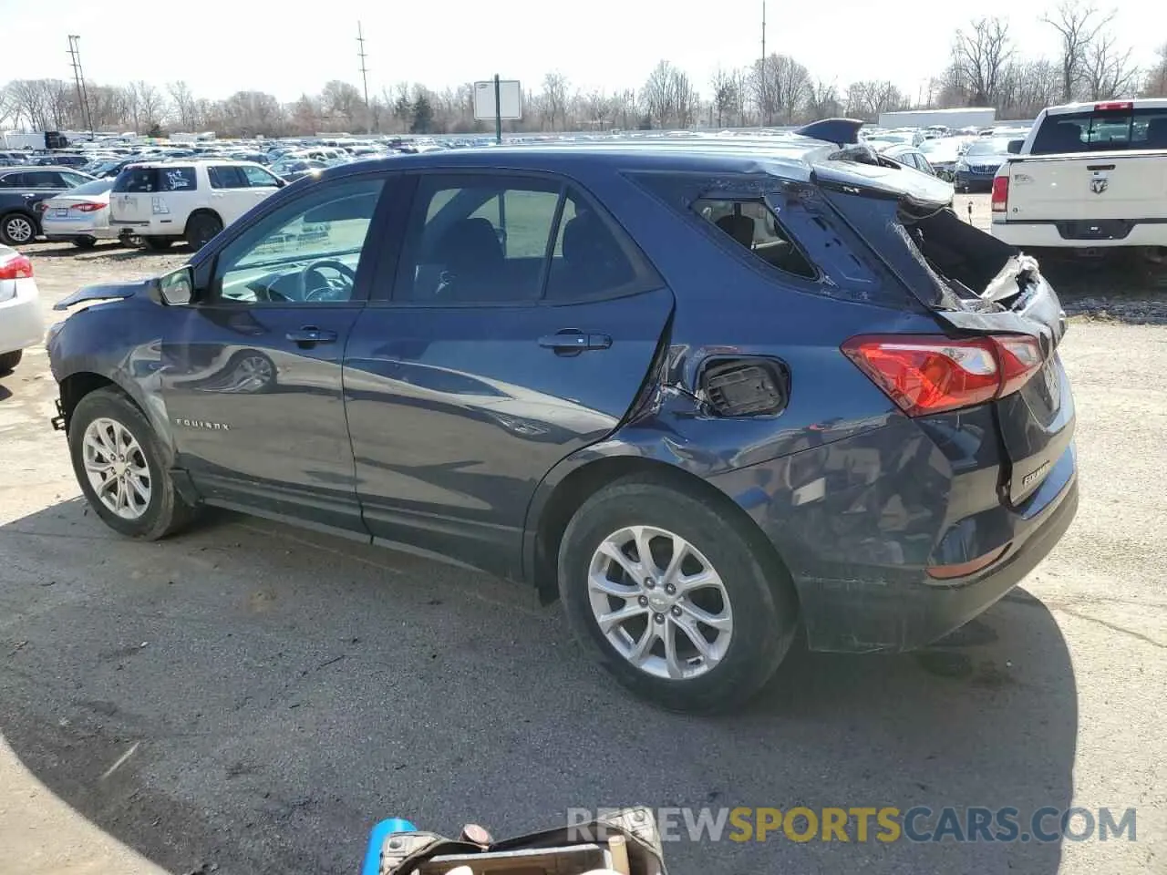 2 fotografías del automóvil dañado 3GNAXHEVXKL314772 CHEVROLET EQUINOX 2019