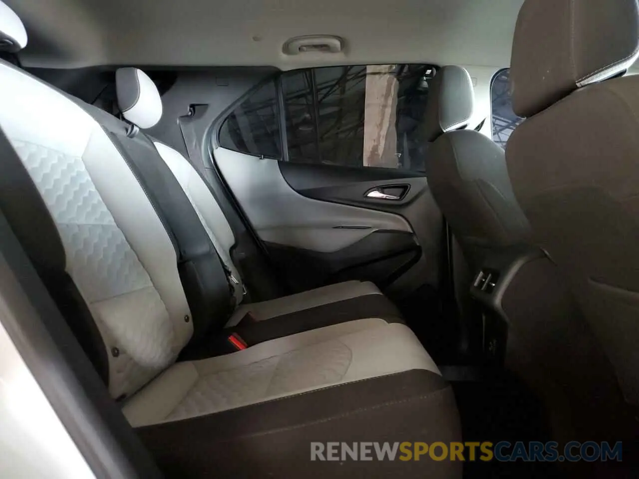 10 fotografías del automóvil dañado 3GNAXHEVXKS556807 CHEVROLET EQUINOX 2019