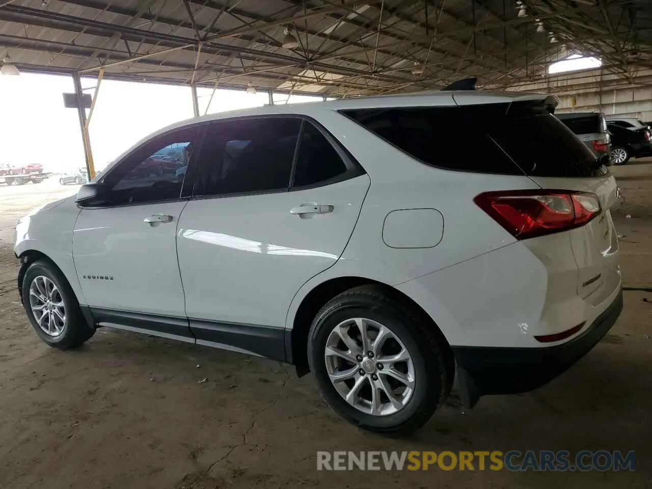 2 fotografías del automóvil dañado 3GNAXHEVXKS556807 CHEVROLET EQUINOX 2019