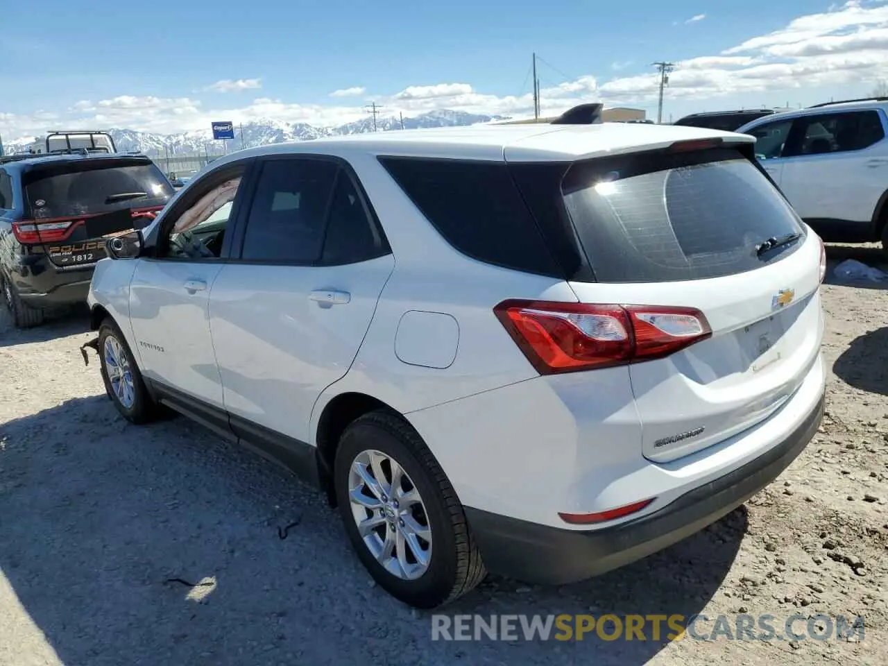 2 fotografías del automóvil dañado 3GNAXHEVXKS626192 CHEVROLET EQUINOX 2019