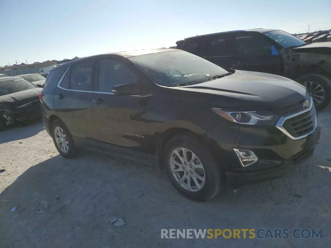 4 fotografías del automóvil dañado 3GNAXJEV2KL316975 CHEVROLET EQUINOX 2019