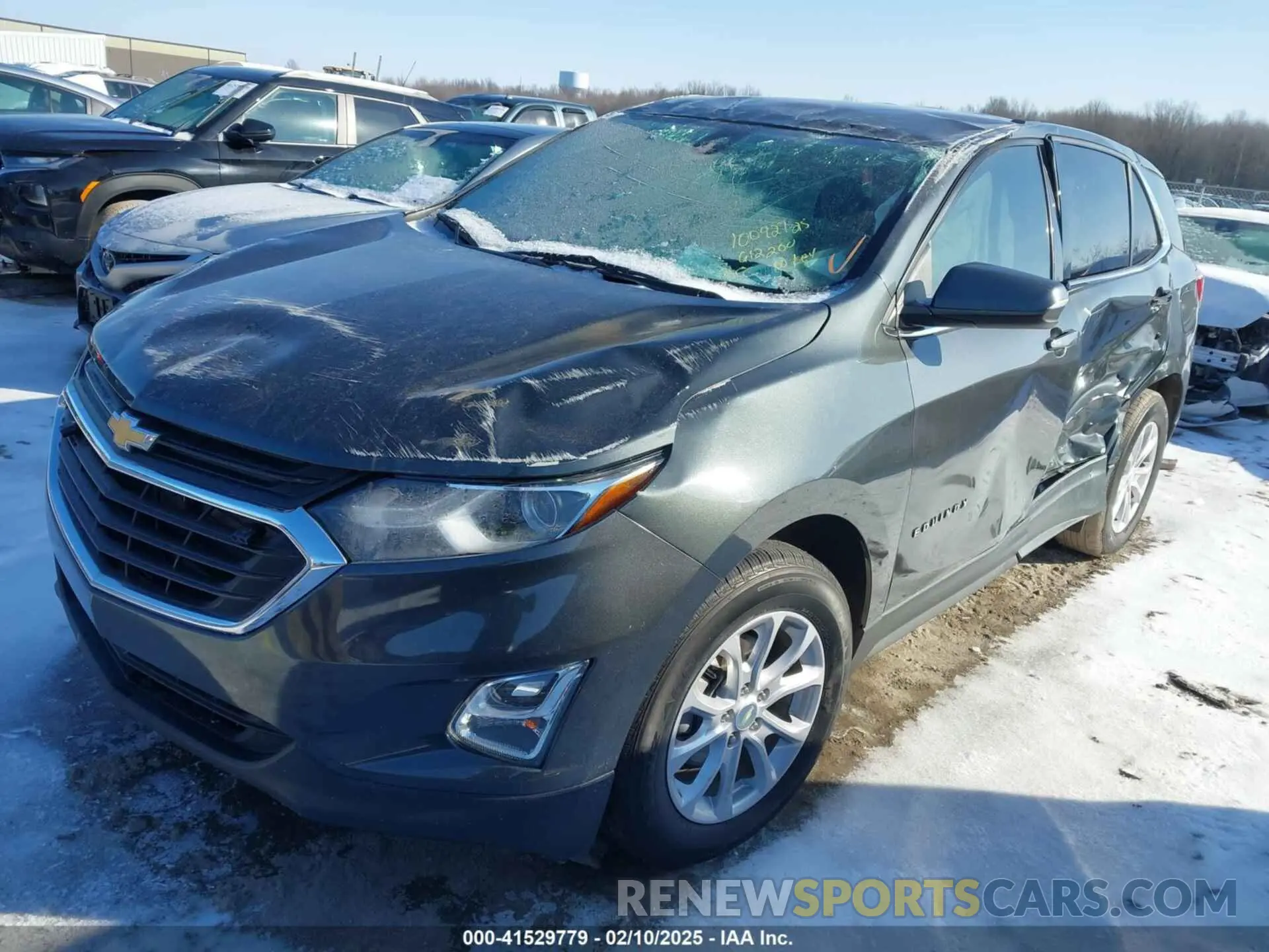 2 fotografías del automóvil dañado 3GNAXJEV2KS612200 CHEVROLET EQUINOX 2019
