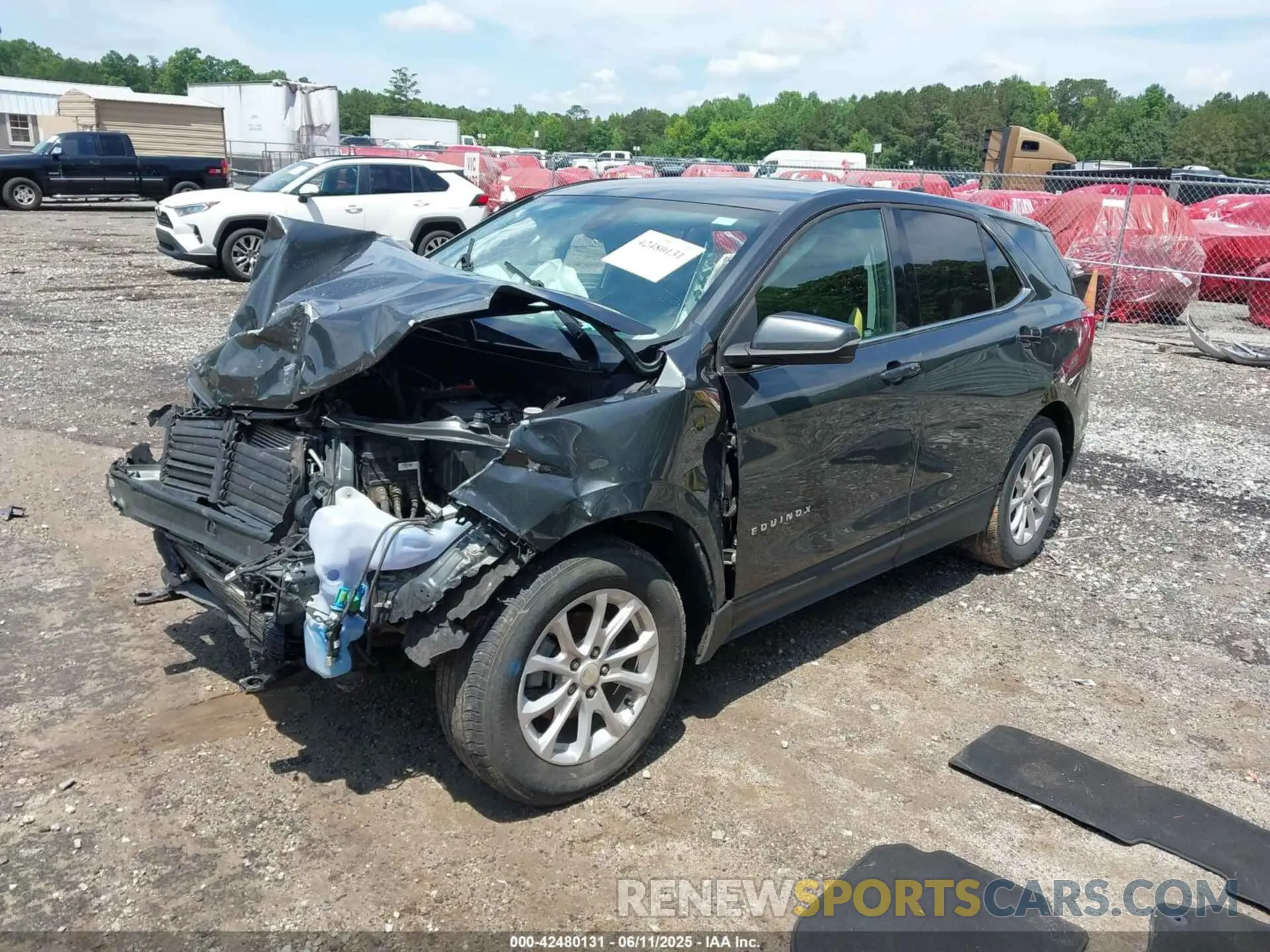 2 fotografías del automóvil dañado 3GNAXJEV5KS623112 CHEVROLET EQUINOX 2019