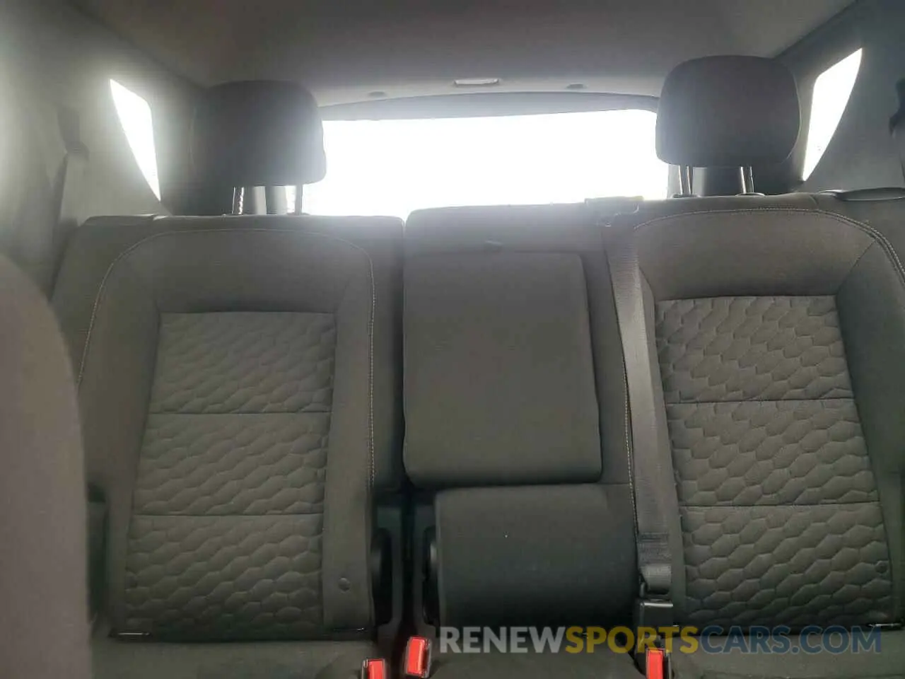 10 fotografías del automóvil dañado 3GNAXJEV8KL297459 CHEVROLET EQUINOX 2019