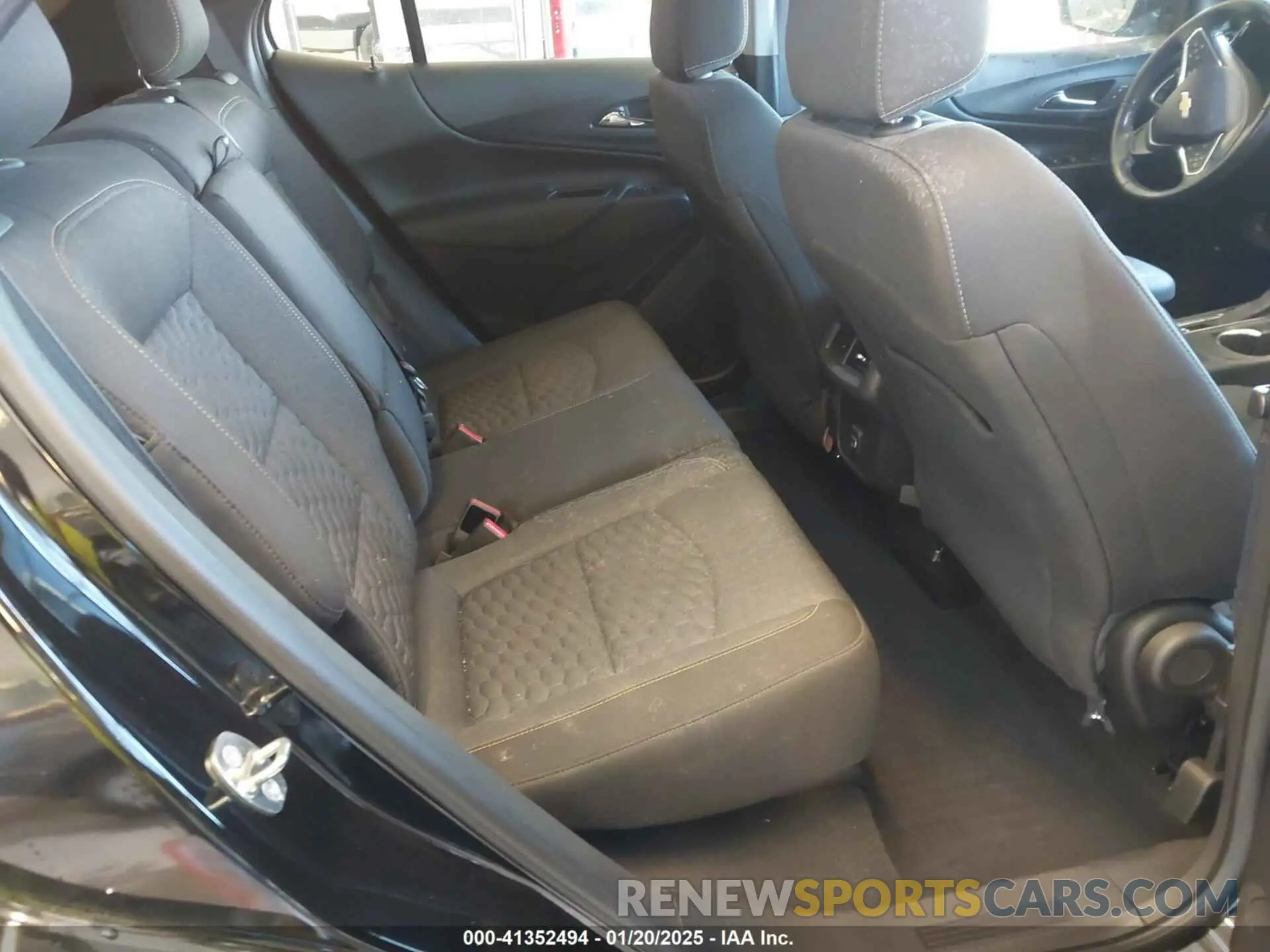 8 fotografías del automóvil dañado 3GNAXJEV8KL309643 CHEVROLET EQUINOX 2019