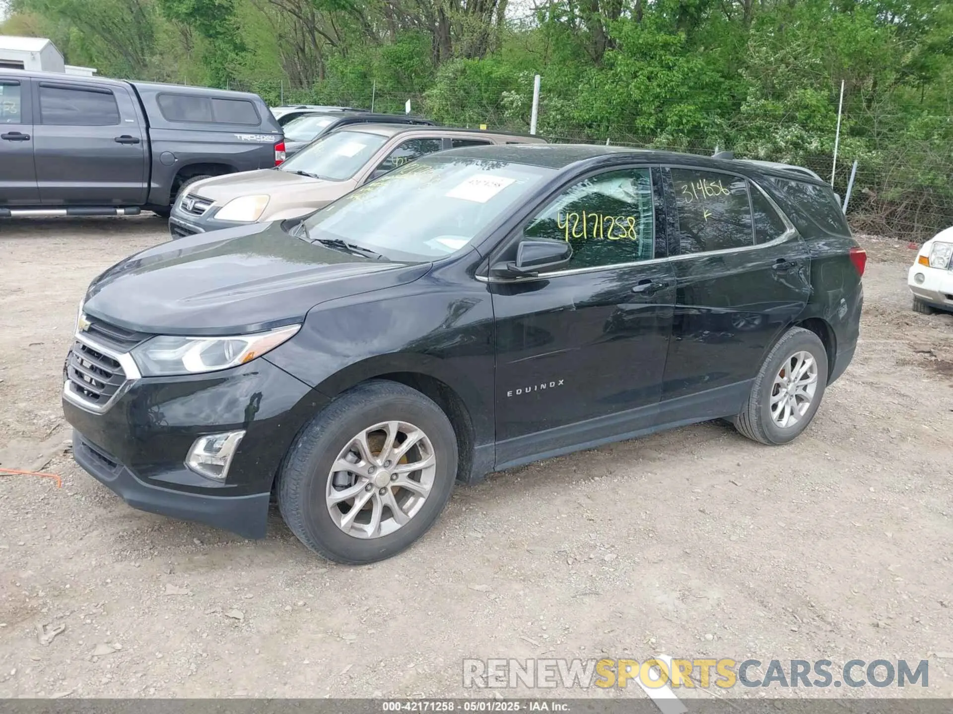 2 fotografías del automóvil dañado 3GNAXJEV9KL314656 CHEVROLET EQUINOX 2019