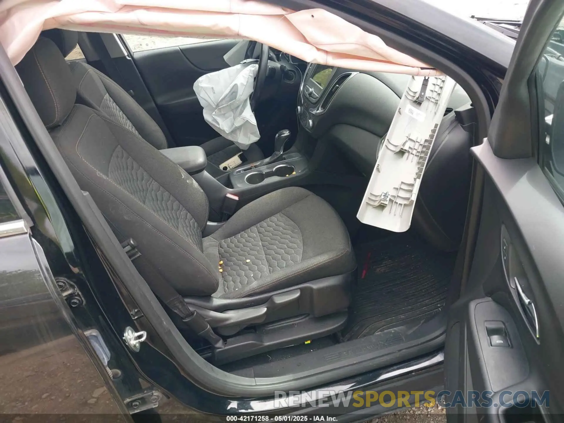 5 fotografías del automóvil dañado 3GNAXJEV9KL314656 CHEVROLET EQUINOX 2019
