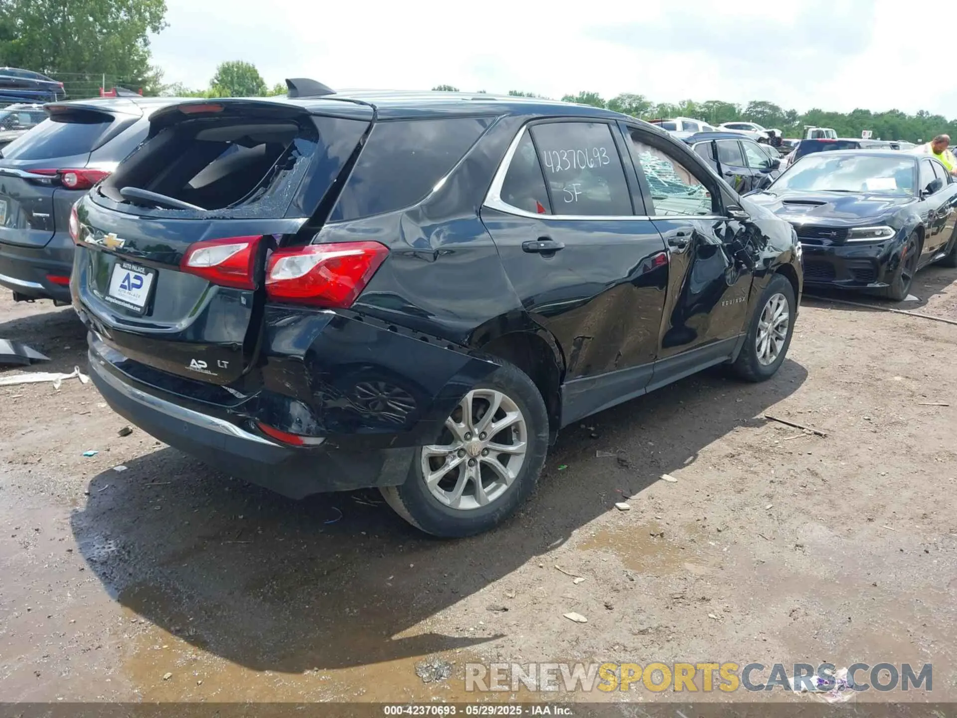 4 fotografías del automóvil dañado 3GNAXJEVXKL312978 CHEVROLET EQUINOX 2019
