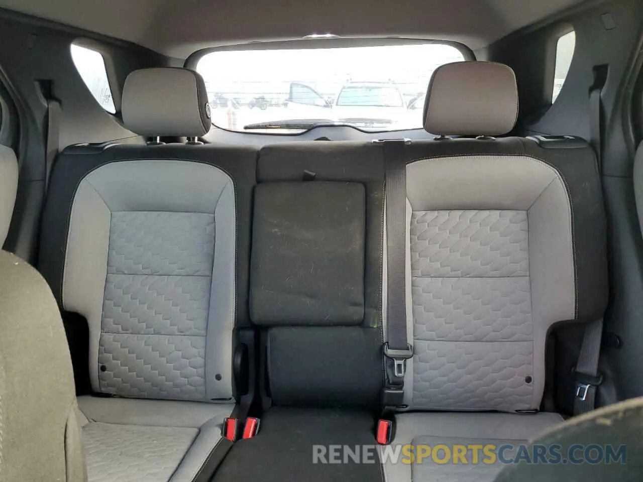 10 fotografías del automóvil dañado 3GNAXKEV0KL240419 CHEVROLET EQUINOX 2019